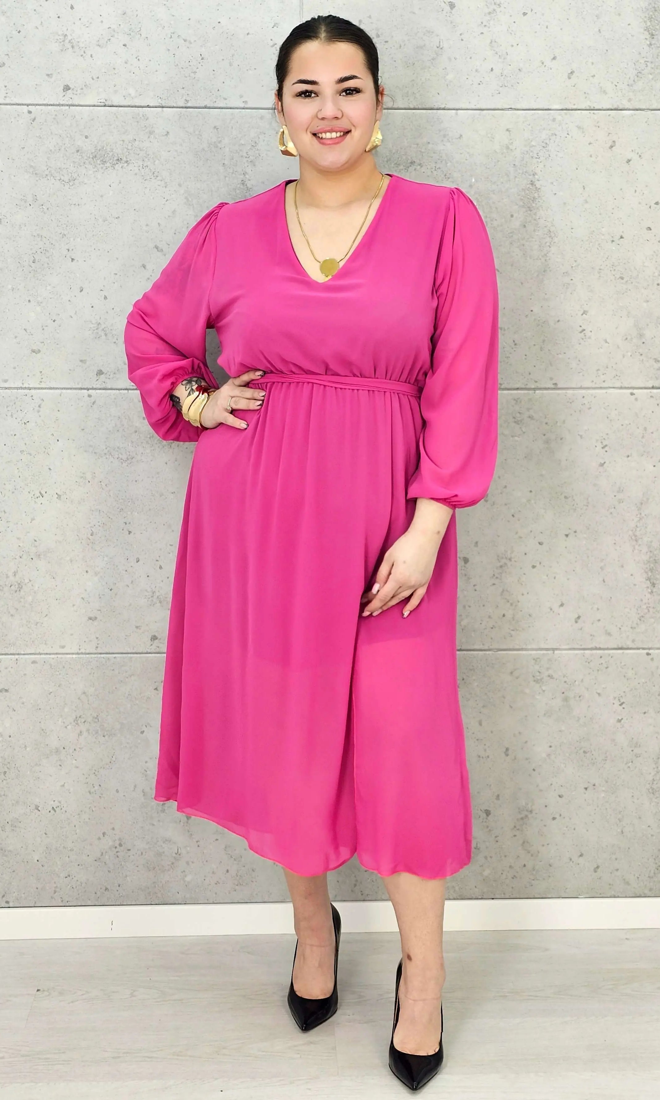 Sukienka Plus Size Dekolt w Serek – Talia z Gumką, Pasek, Podszewka XXL Stylowa XL