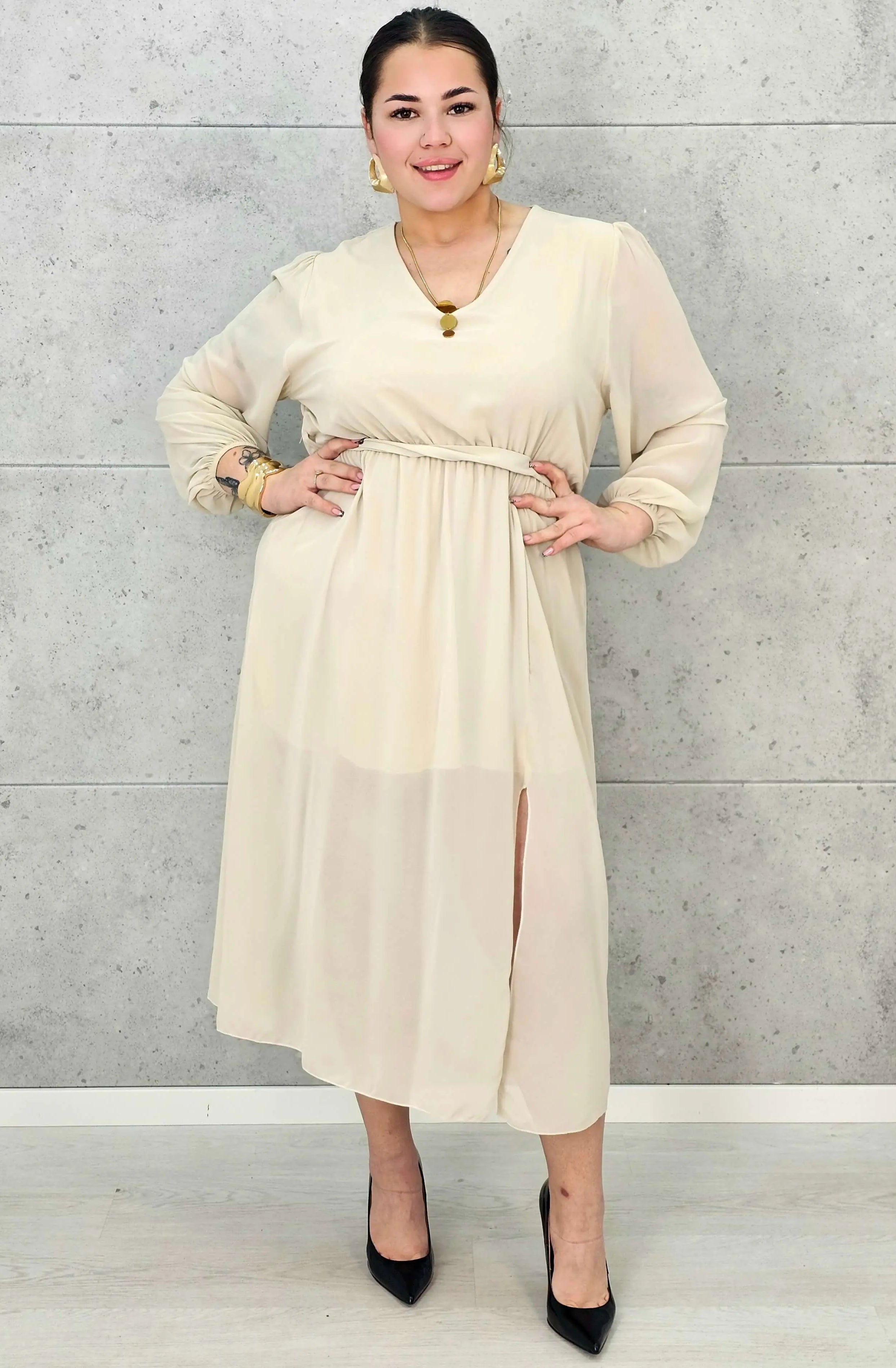 Sukienka Plus Size Dekolt w Serek – Talia z Gumką, Pasek, Podszewka XXL Stylowa XL