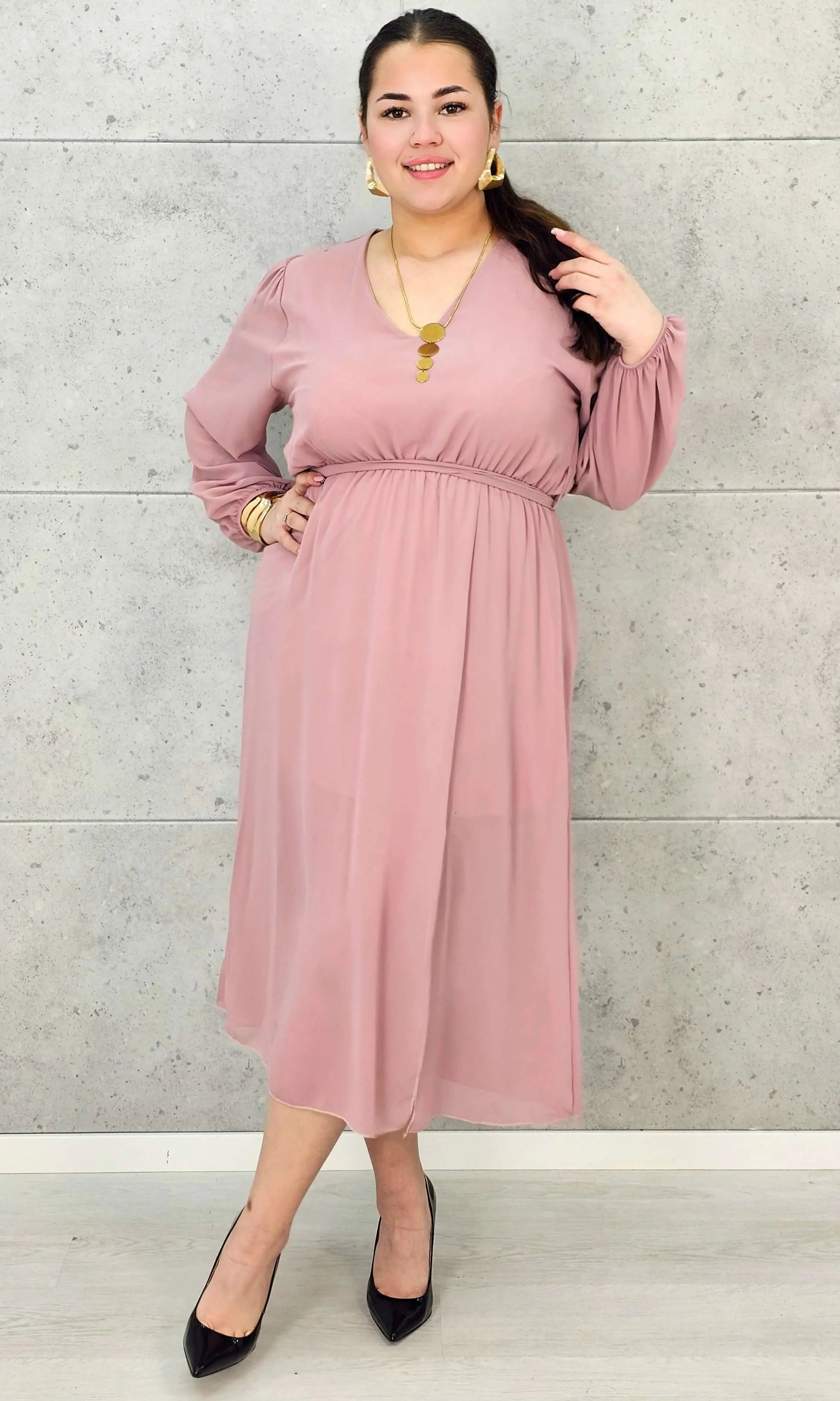 Sukienka Plus Size Dekolt w Serek – Talia z Gumką, Pasek, Podszewka XXL Stylowa XL