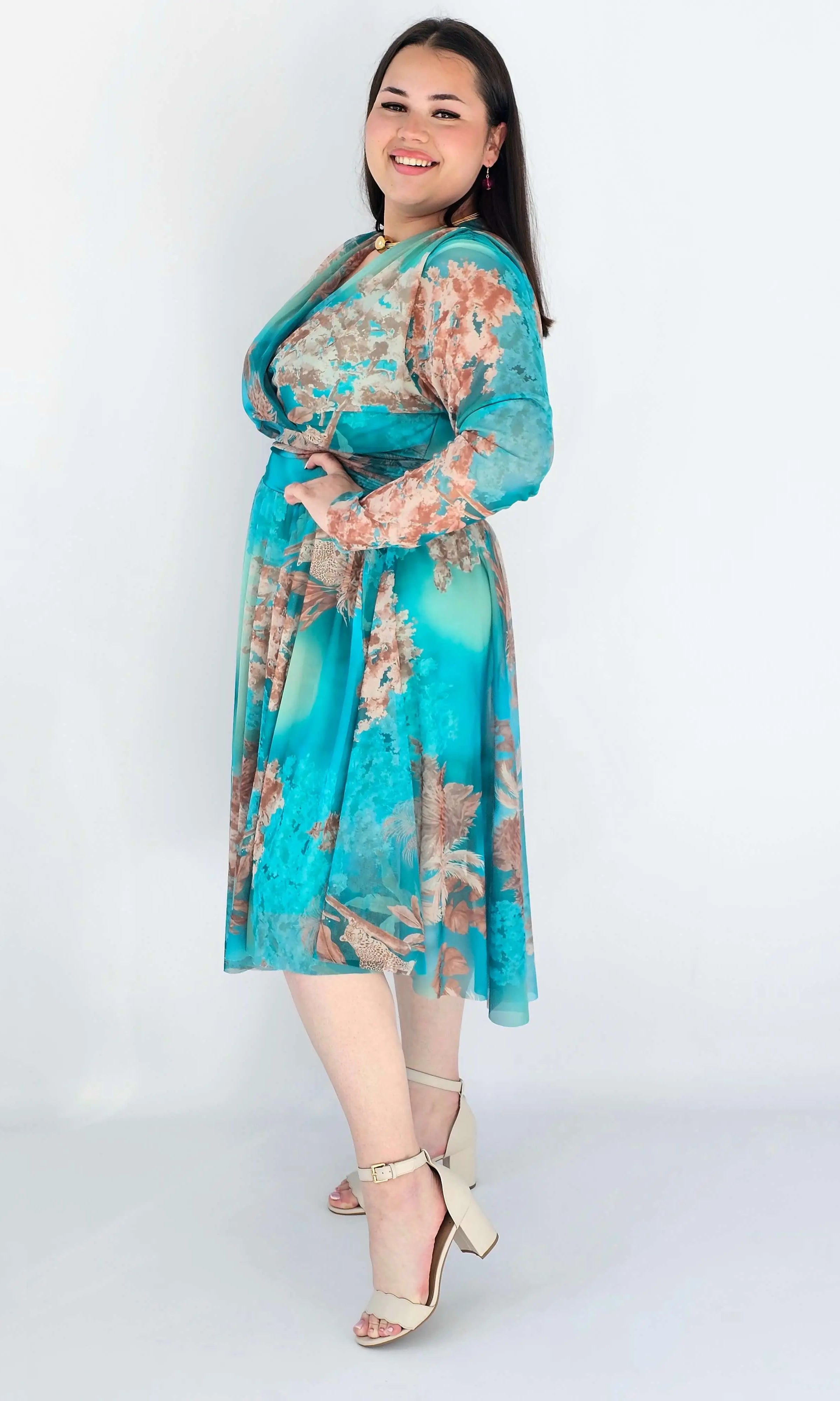 Sukienka Plus Size Kopertowa Z Rozkloszowanym Dołem Stylowa XL