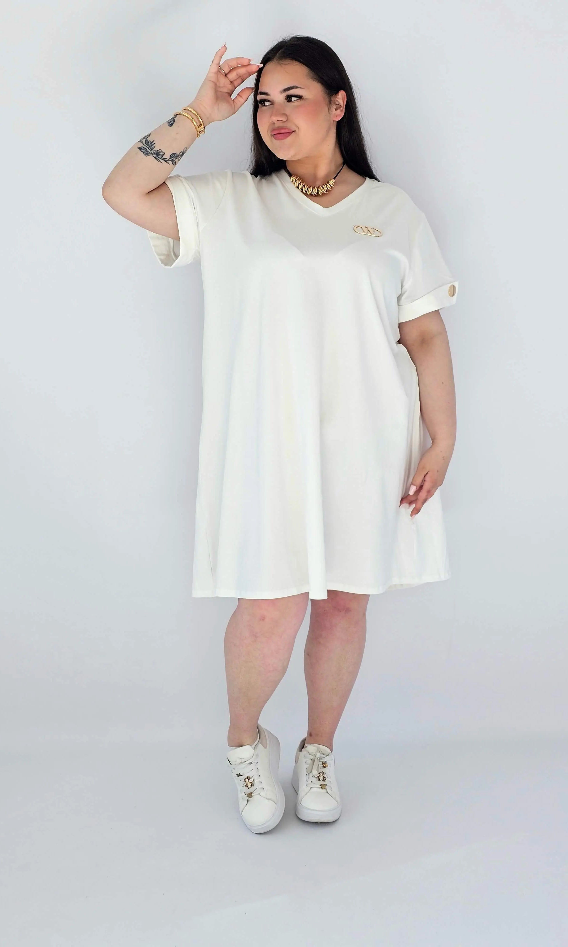 Sukienka Plus Size Luźna Z Dekoltem V I Ozdobnym Detalem Stylowa XL