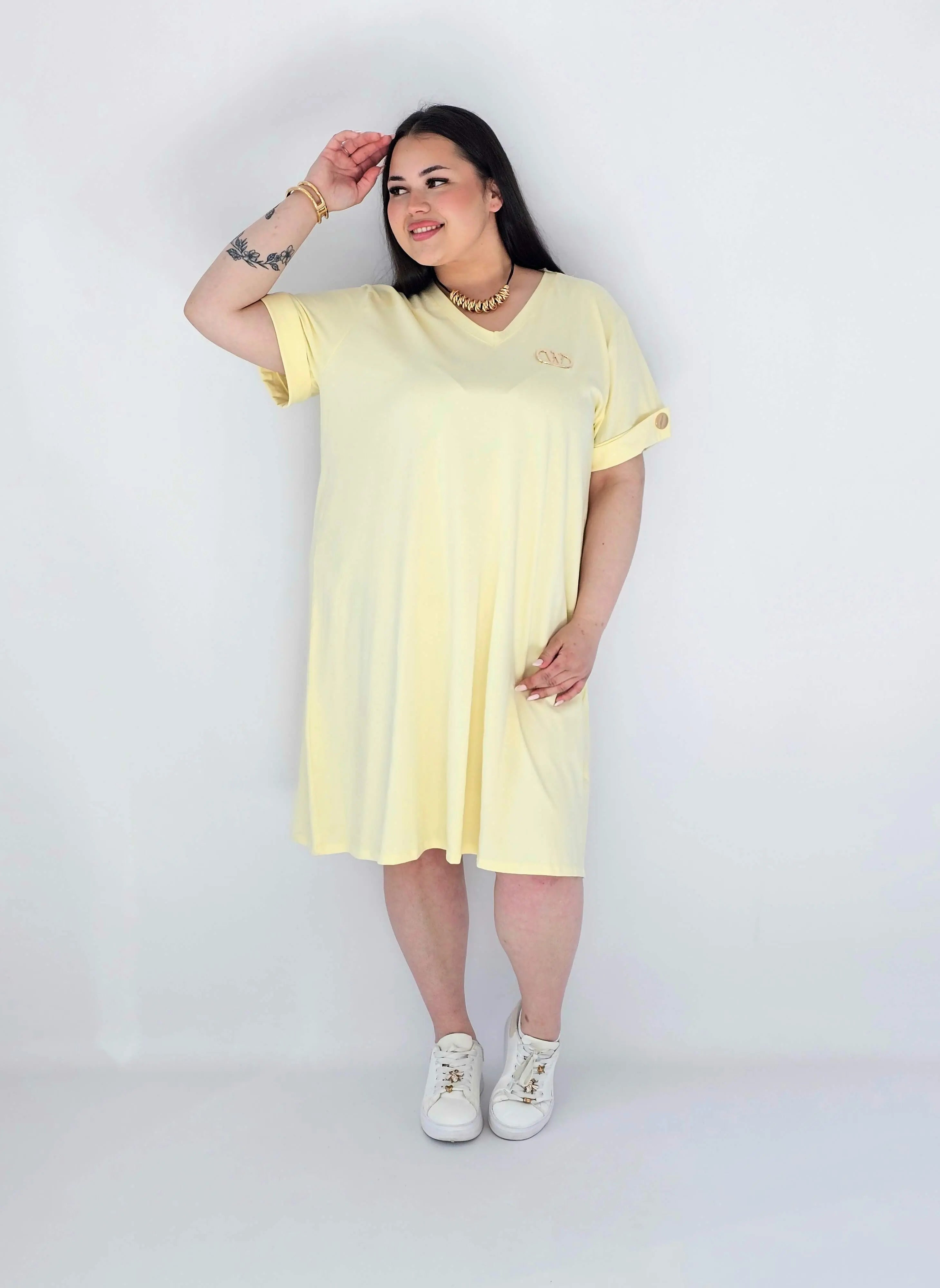 Sukienka Plus Size Luźna Z Dekoltem V I Ozdobnym Detalem Stylowa XL