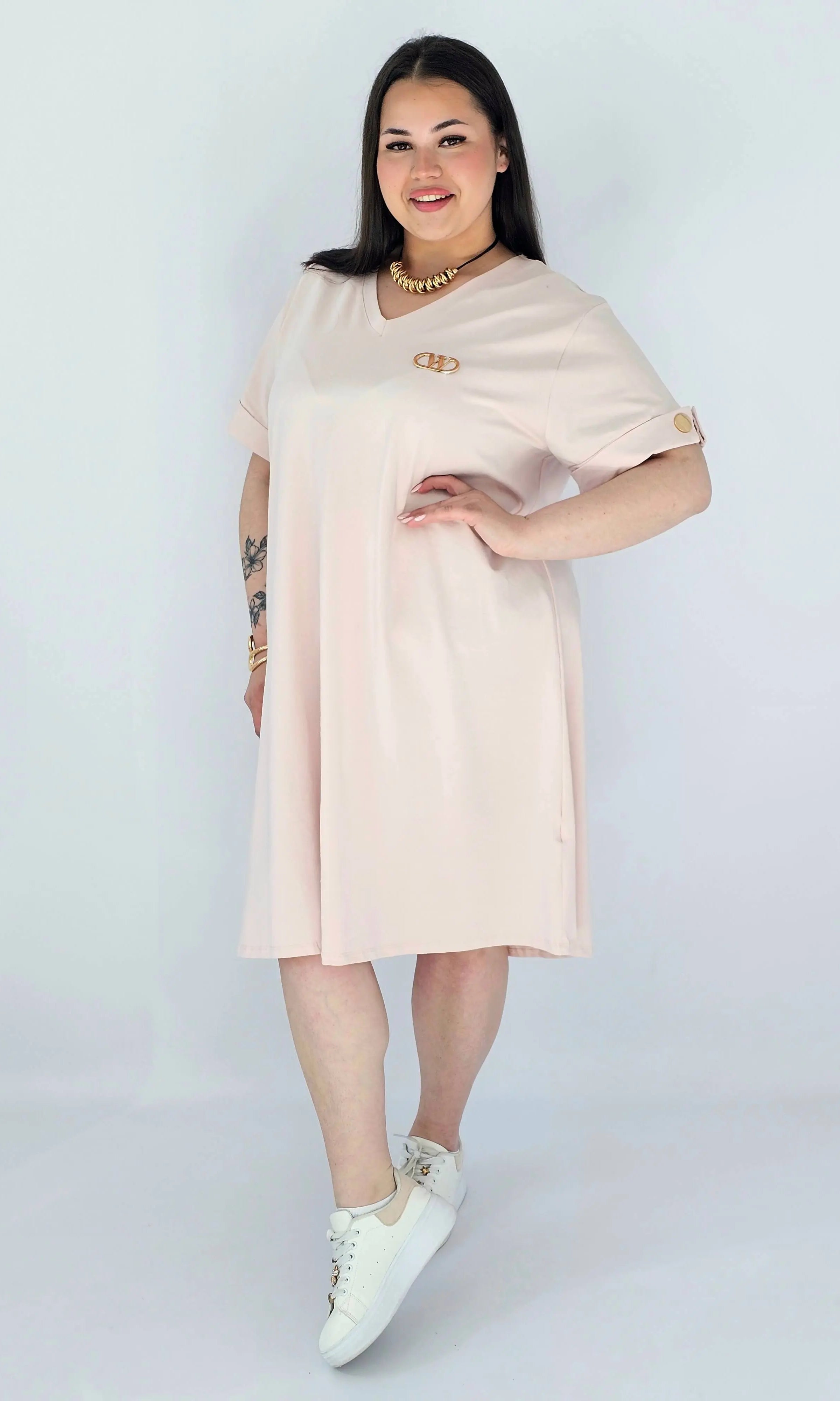 Sukienka Plus Size Luźna Z Dekoltem V I Ozdobnym Detalem Stylowa XL