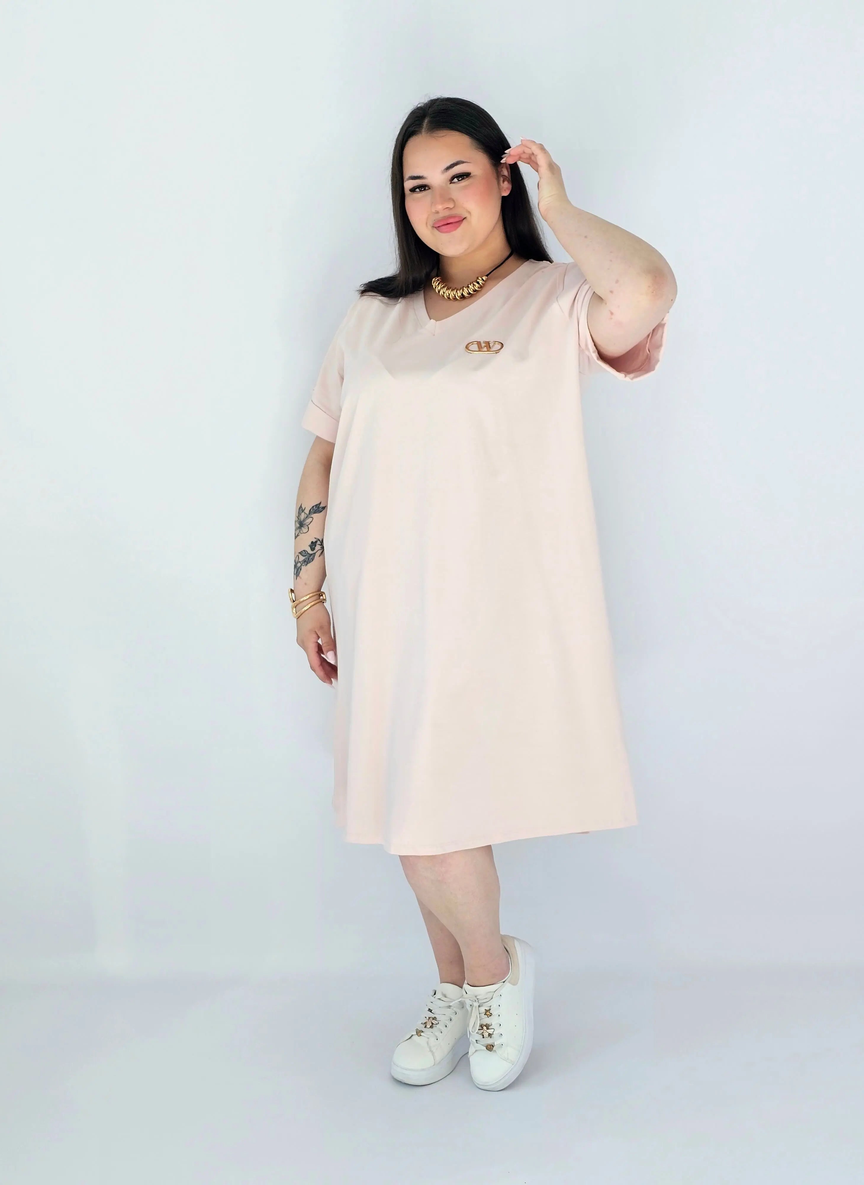 Sukienka Plus Size Luźna Z Dekoltem V I Ozdobnym Detalem Stylowa XL