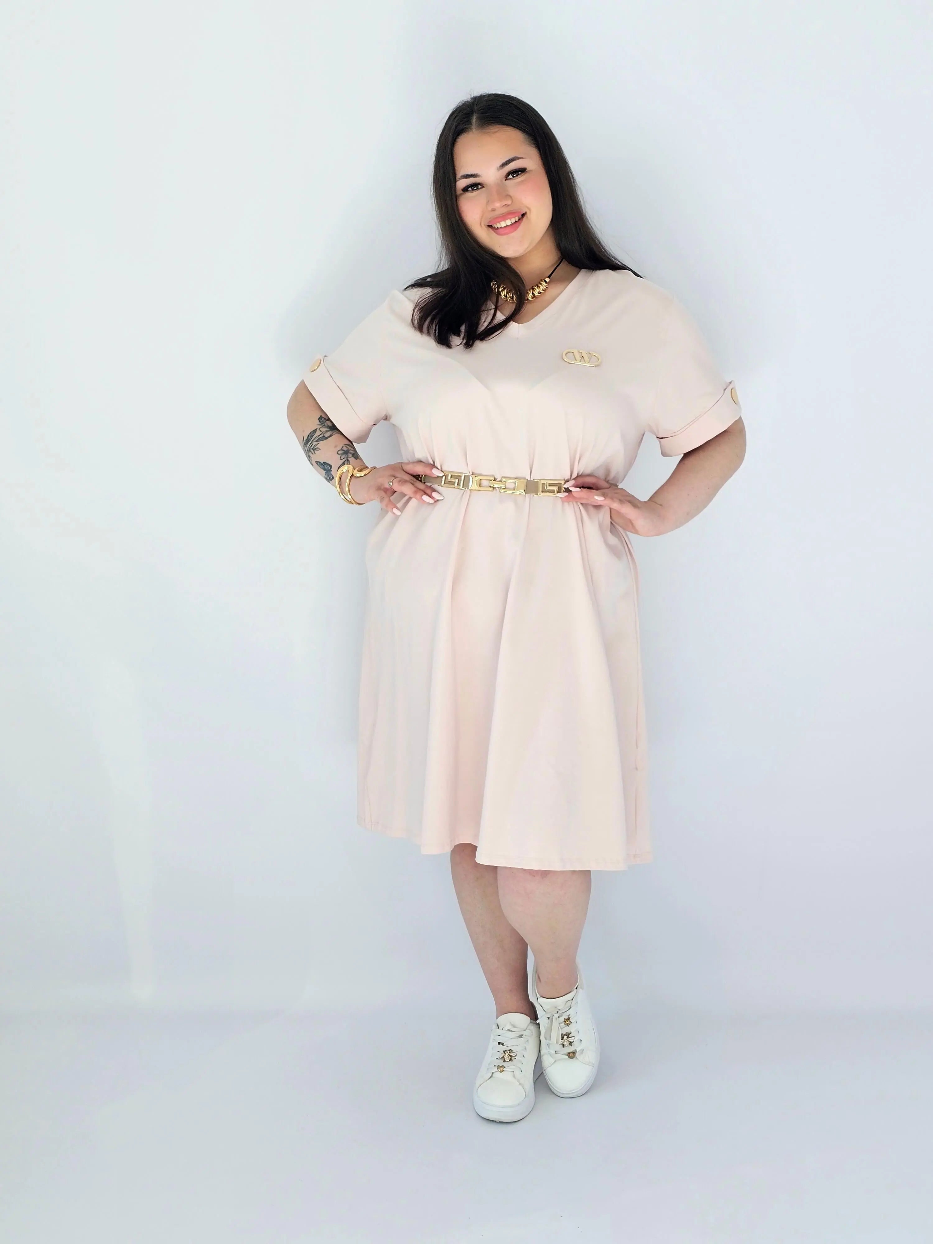 Sukienka Plus Size Luźna Z Dekoltem V I Ozdobnym Detalem Stylowa XL