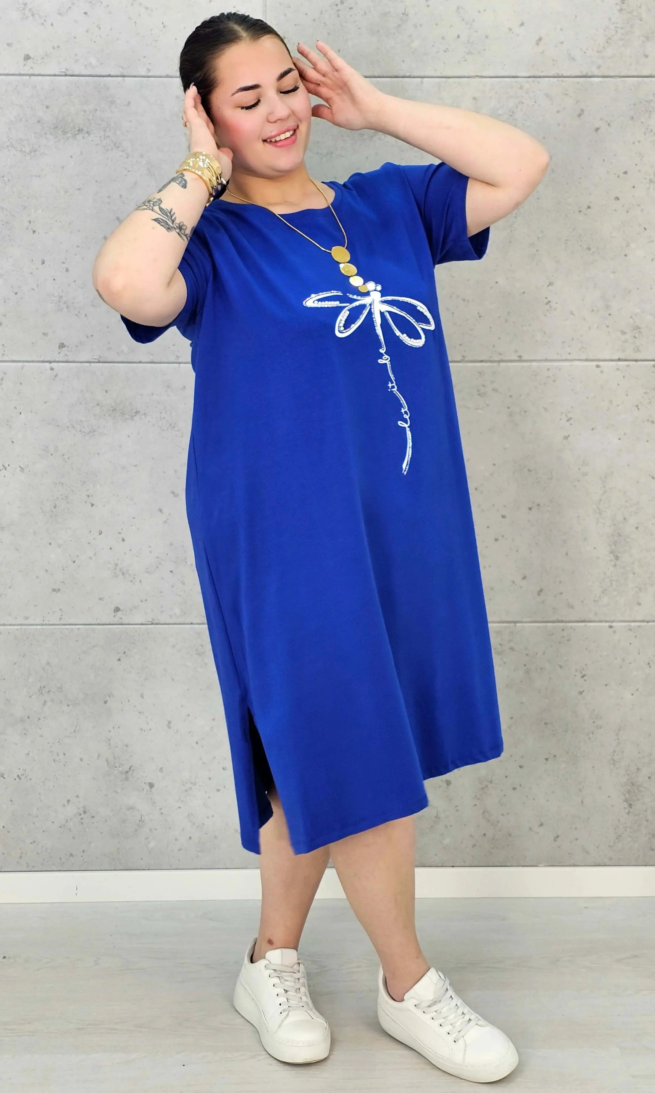 Sukienka Plus Size Luźny Krój – Modna, Wygodna, Z Aplikacją Ważki XXL Stylowa XL