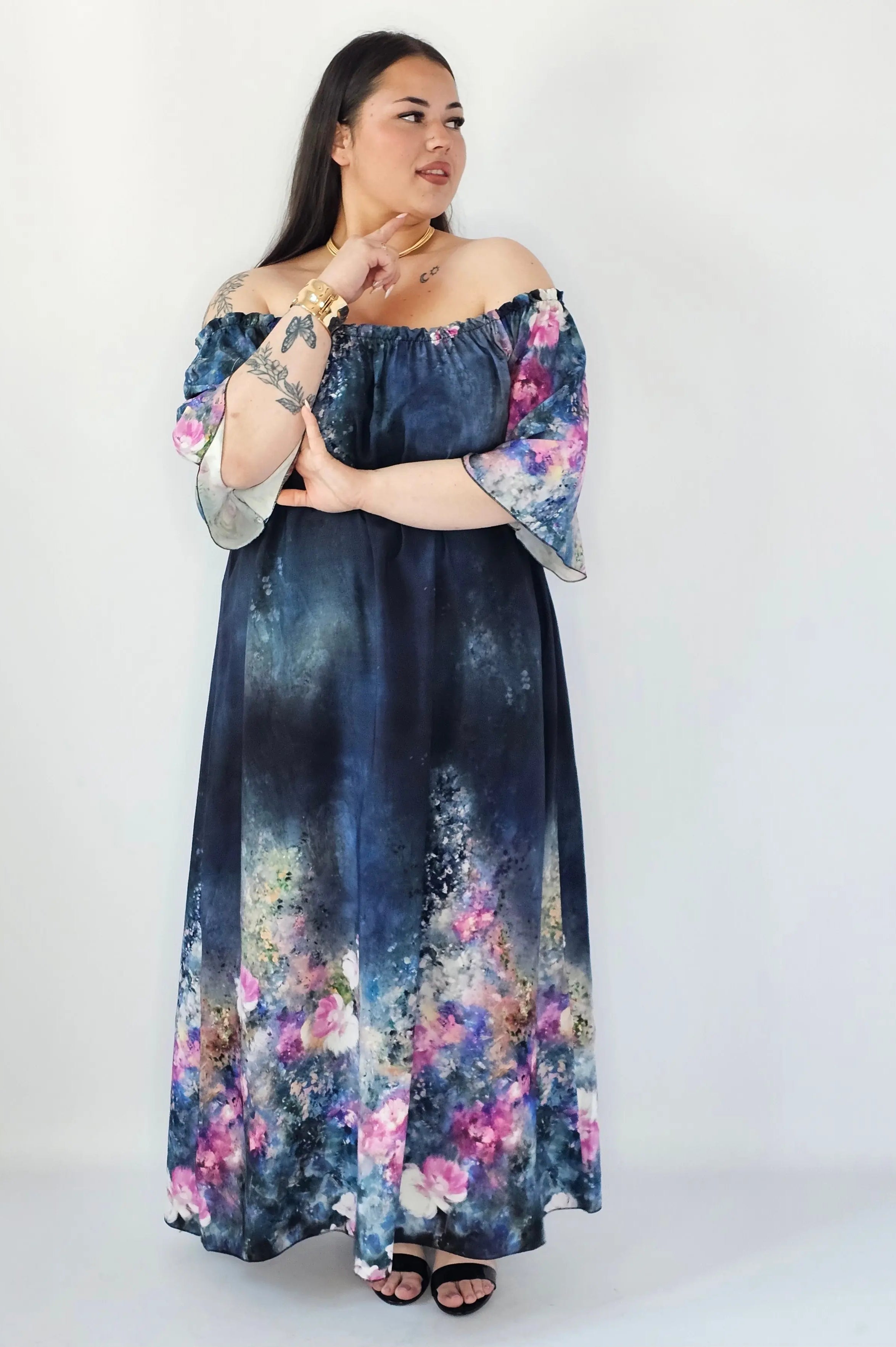 Sukienka Plus Size Maxi Z Artystycznym Printem – Lekka, Zwiewna I Wyjątkowa Stylowa XL Stylowa XL