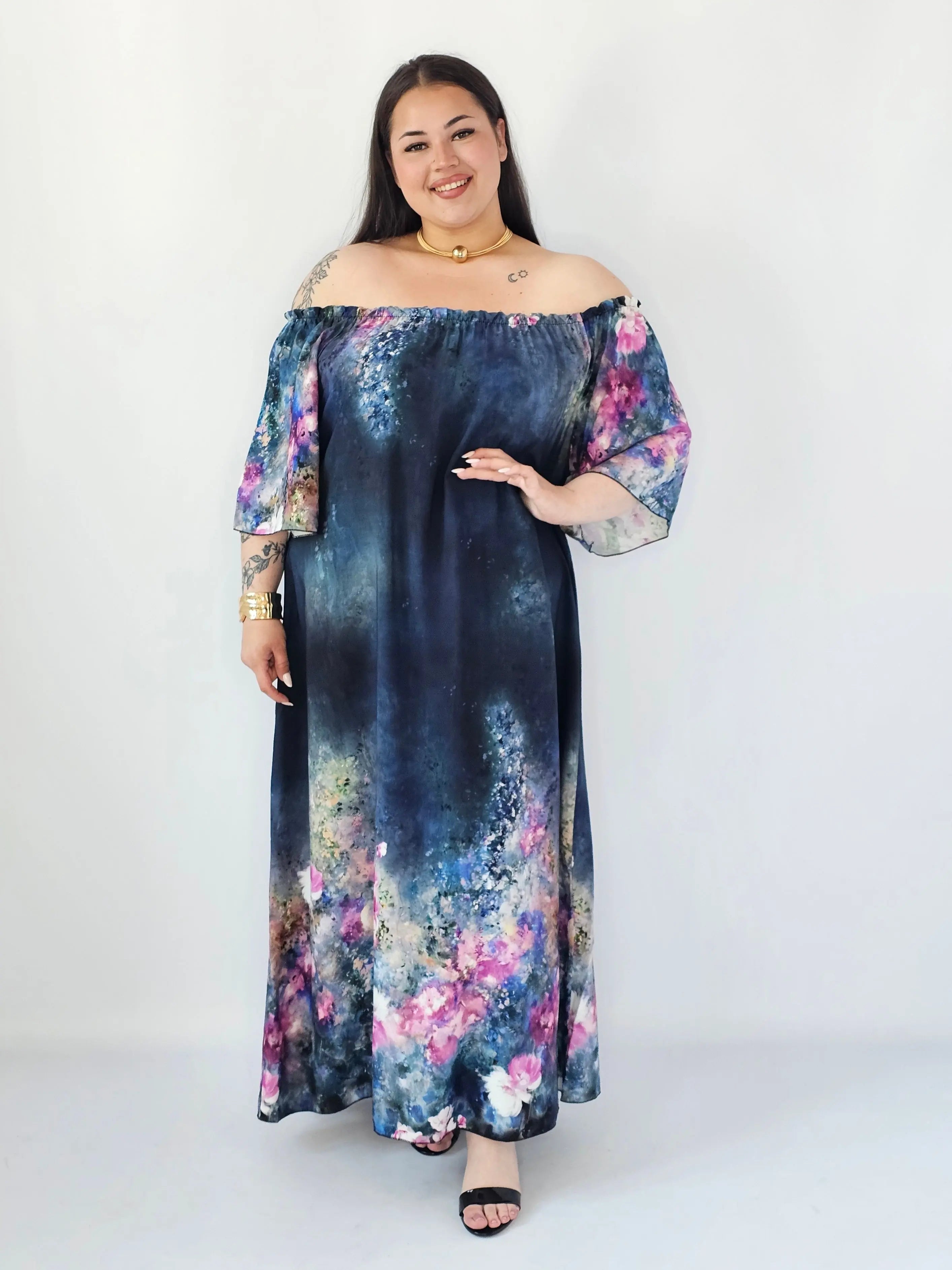Sukienka Plus Size Maxi Z Artystycznym Printem – Lekka, Zwiewna I Wyjątkowa Stylowa XL Stylowa XL