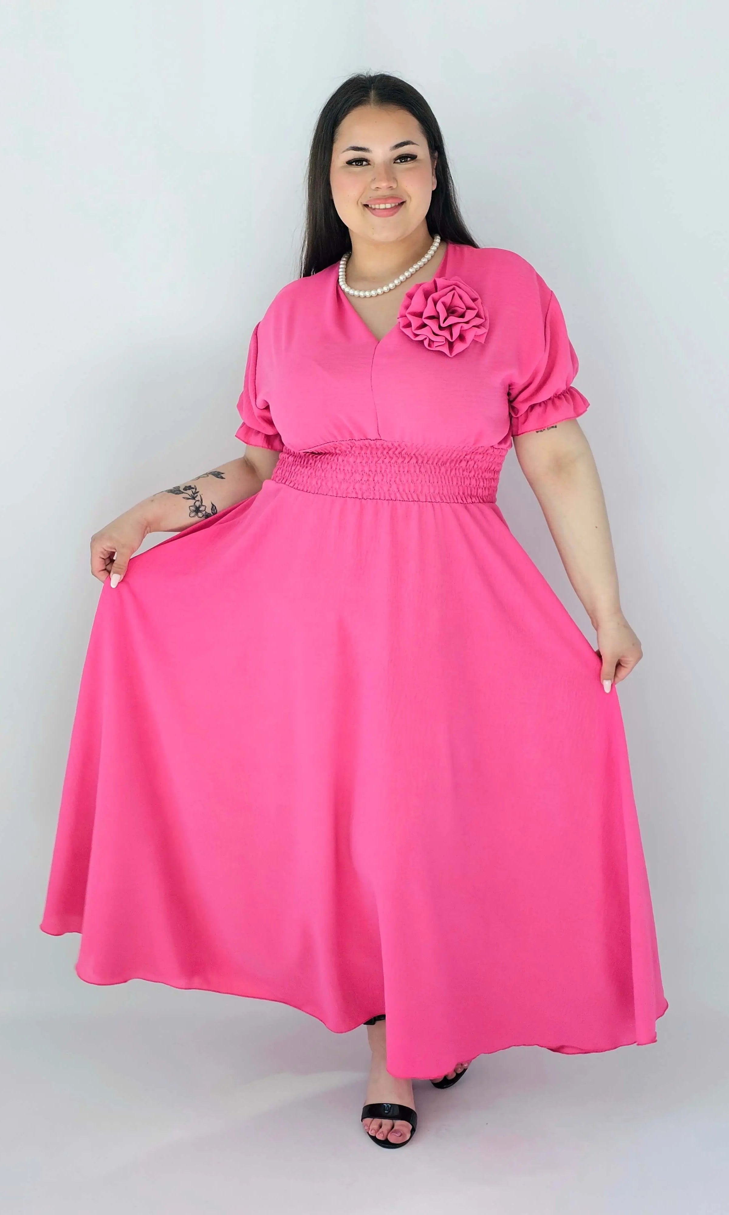 Sukienka Plus Size Midi Z Marszczoną Talią I Kwiatem Stylowa XL