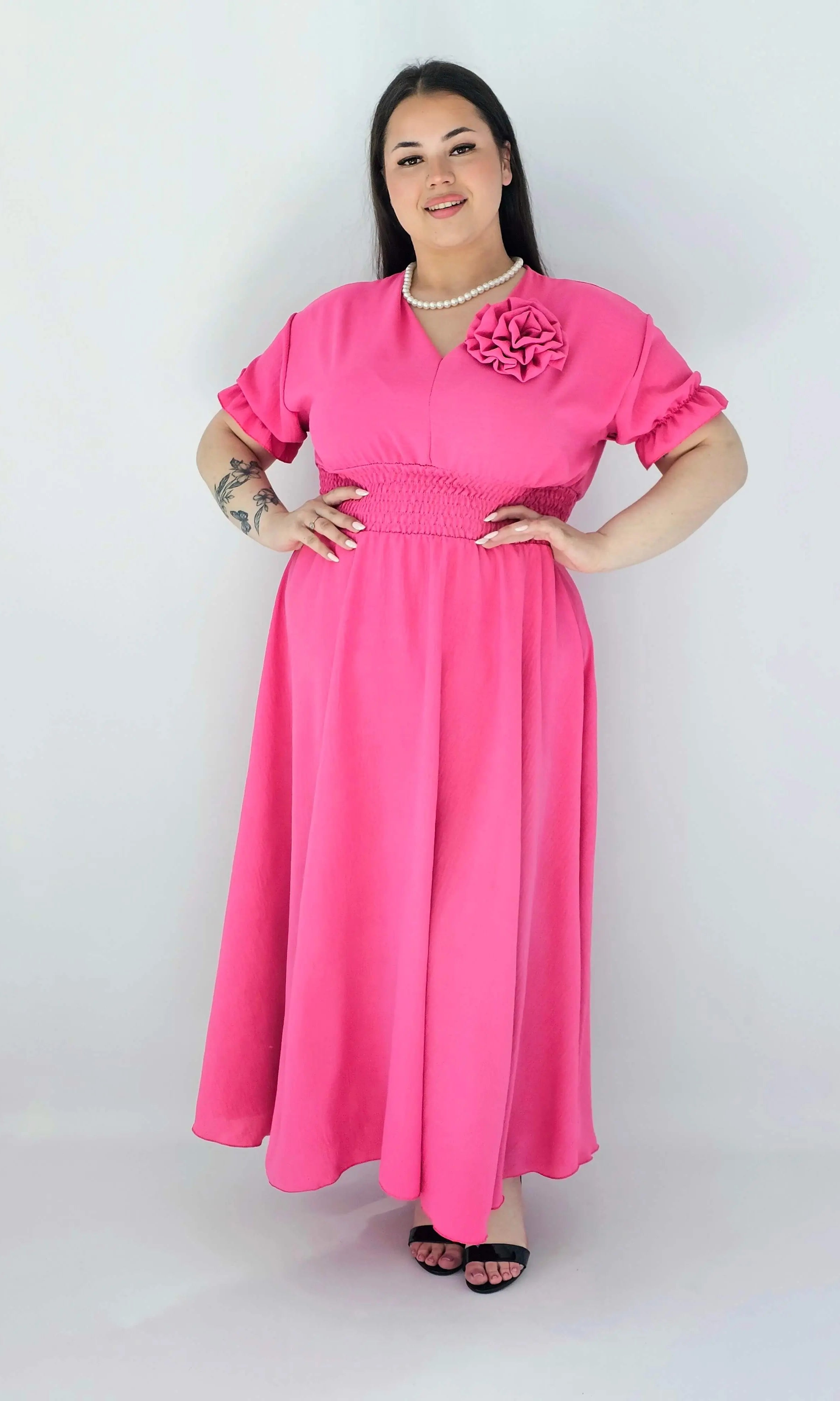 Sukienka Plus Size Midi Z Marszczoną Talią I Kwiatem Stylowa XL