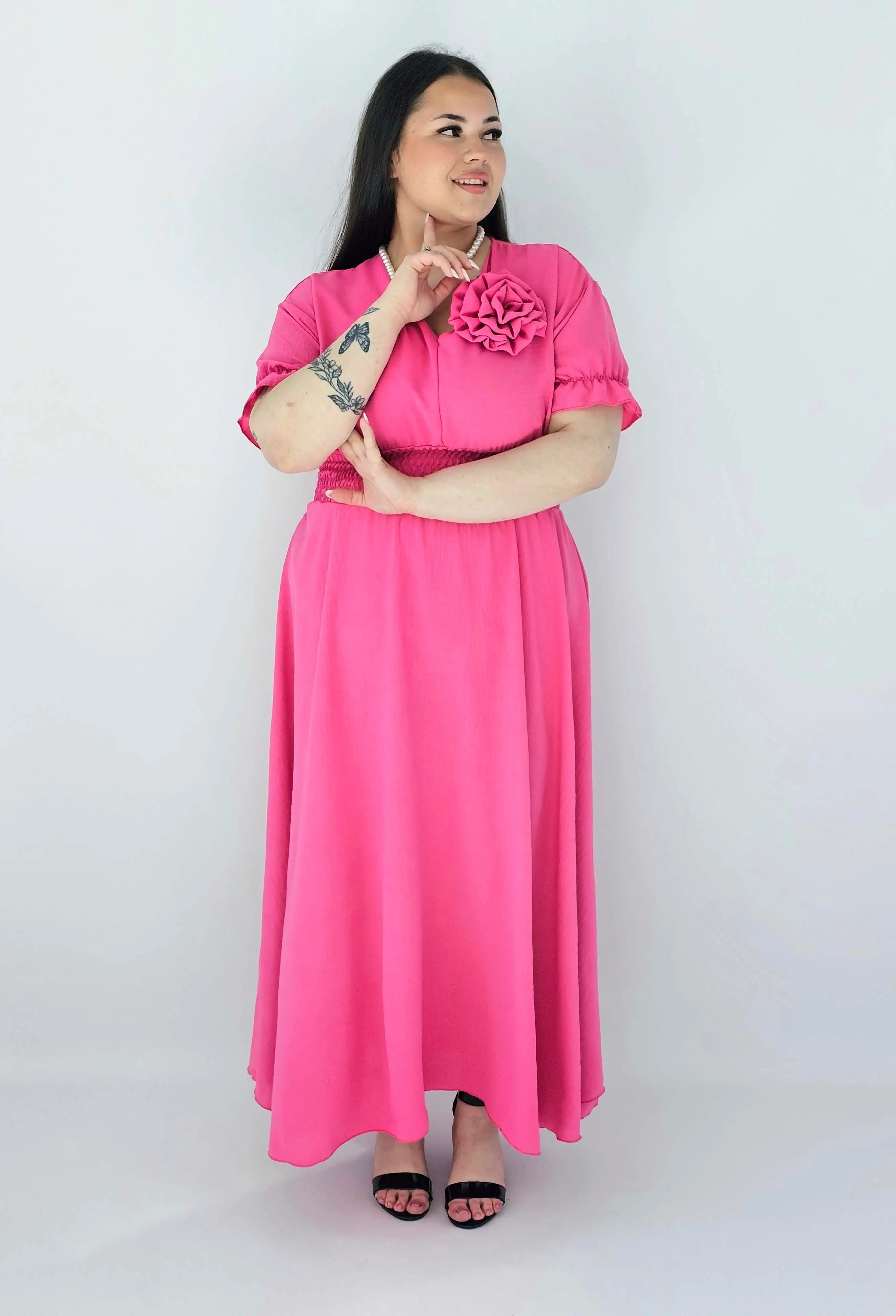 Sukienka Plus Size Midi Z Marszczoną Talią I Kwiatem Stylowa XL