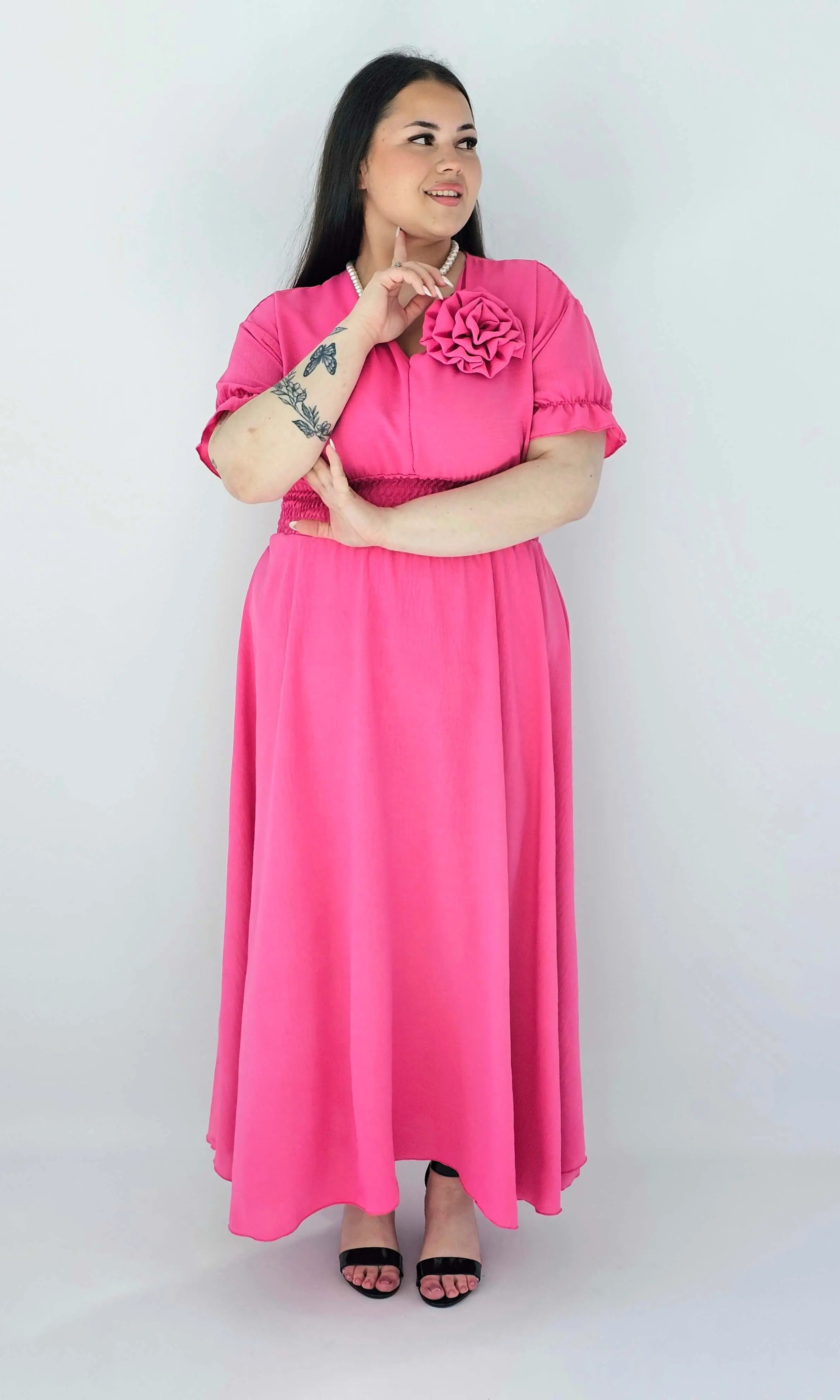 Sukienka Plus Size Midi Z Marszczoną Talią I Kwiatem Stylowa XL
