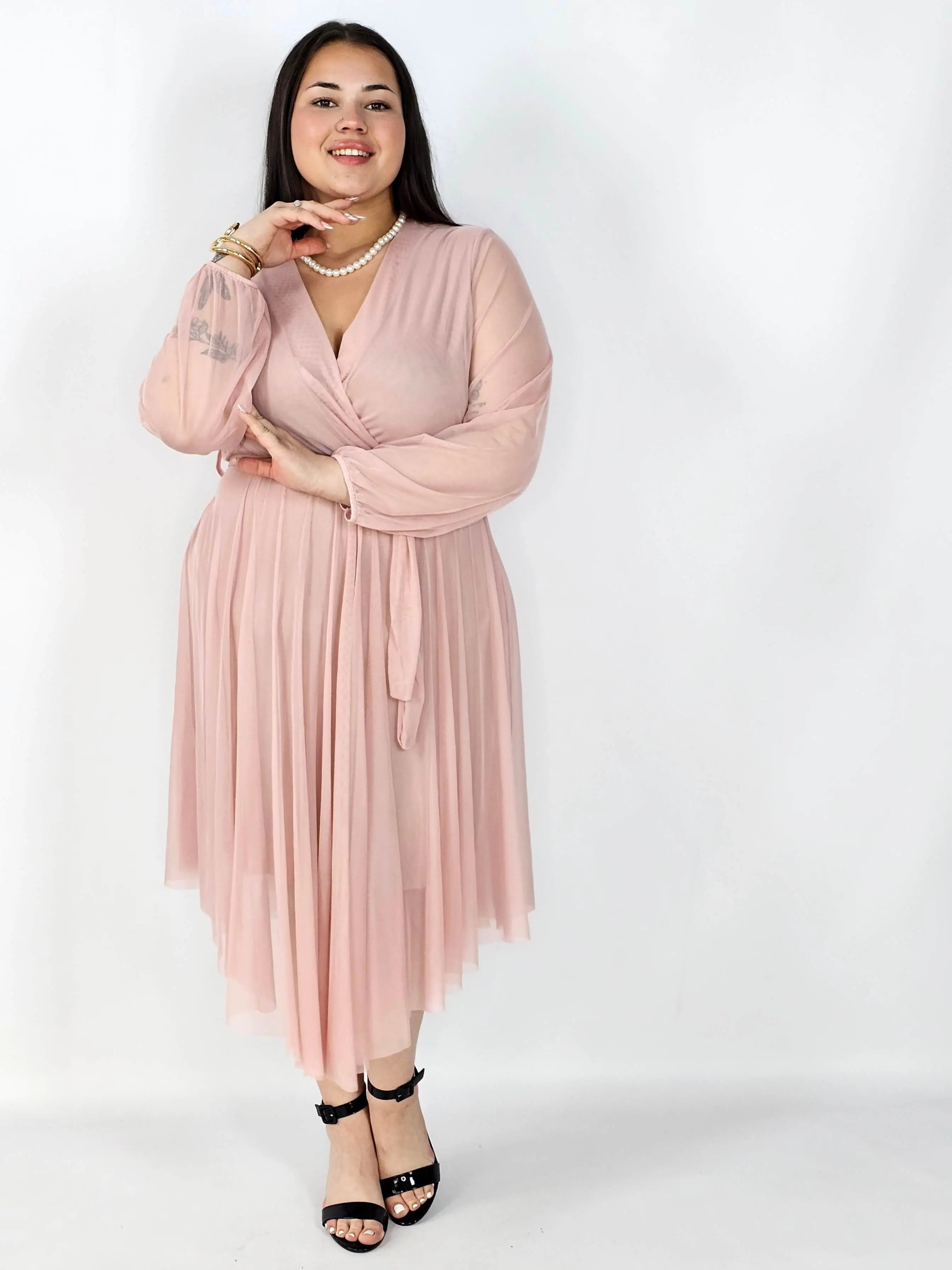 Sukienka Plus Size StylowaXL – Elegancja i Komfort w Jednym Stylowa XL