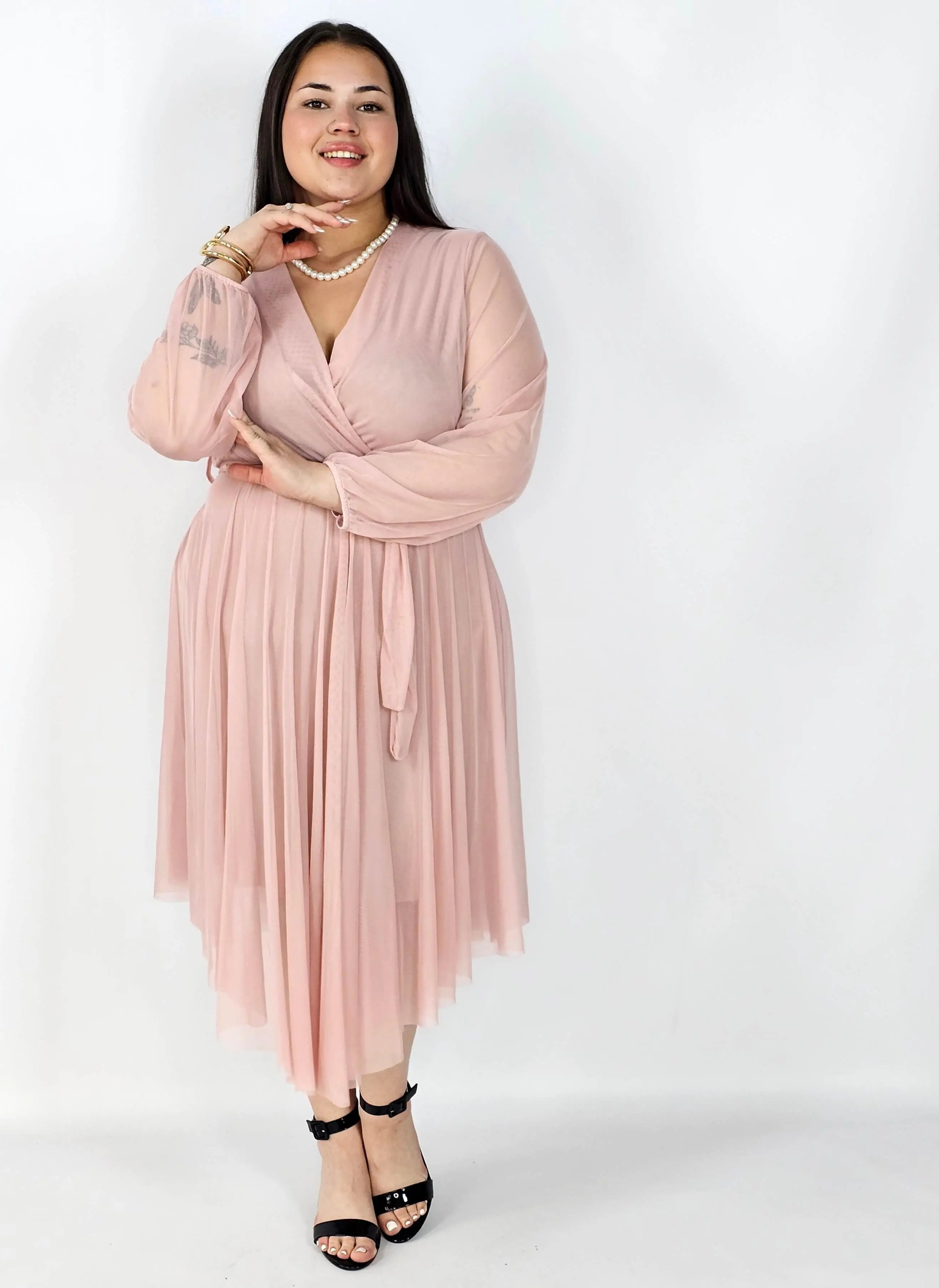 Sukienka Plus Size StylowaXL – Elegancja i Komfort w Jednym Stylowa XL