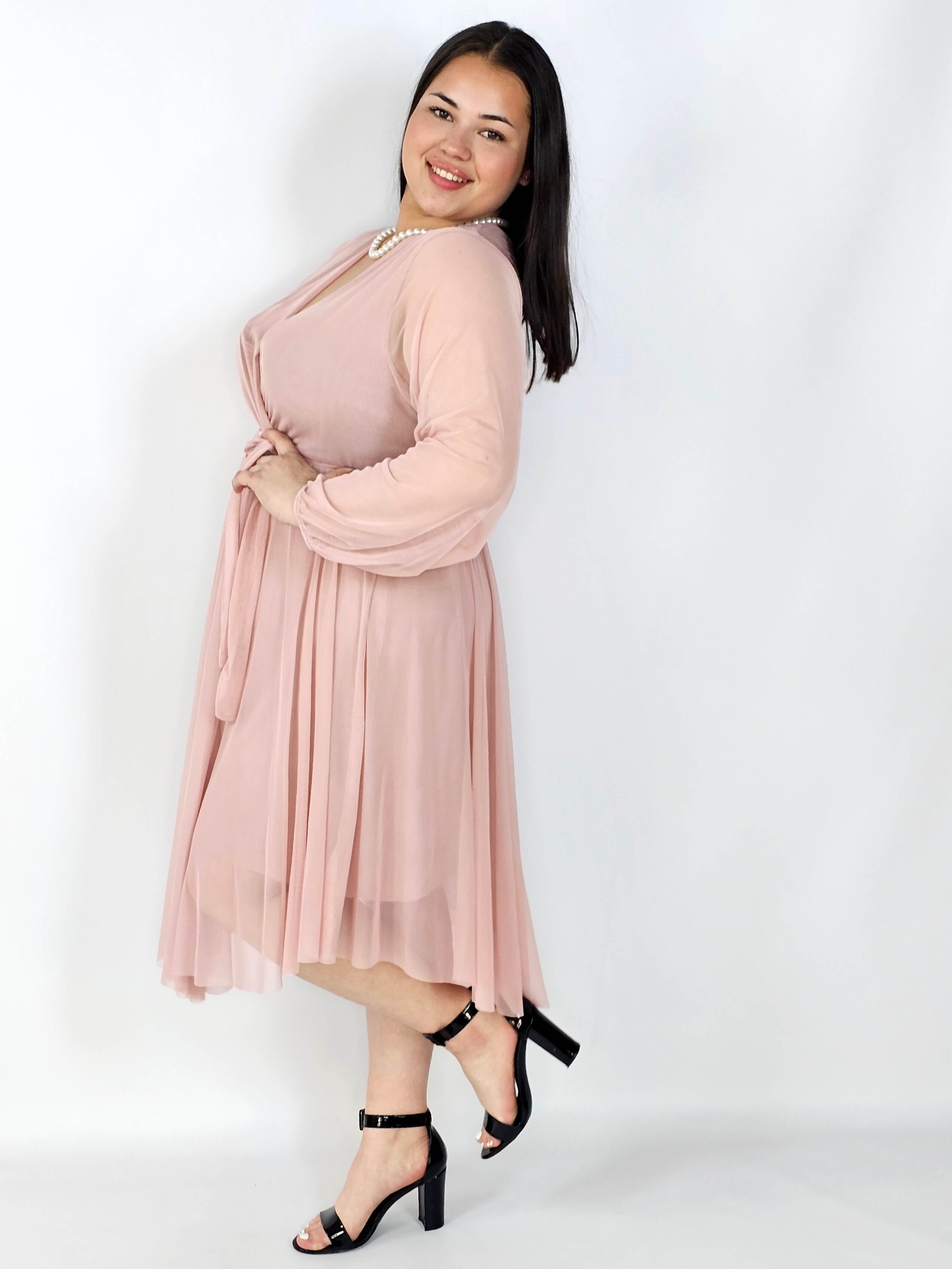 Sukienka Plus Size StylowaXL – Elegancja i Komfort w Jednym Stylowa XL