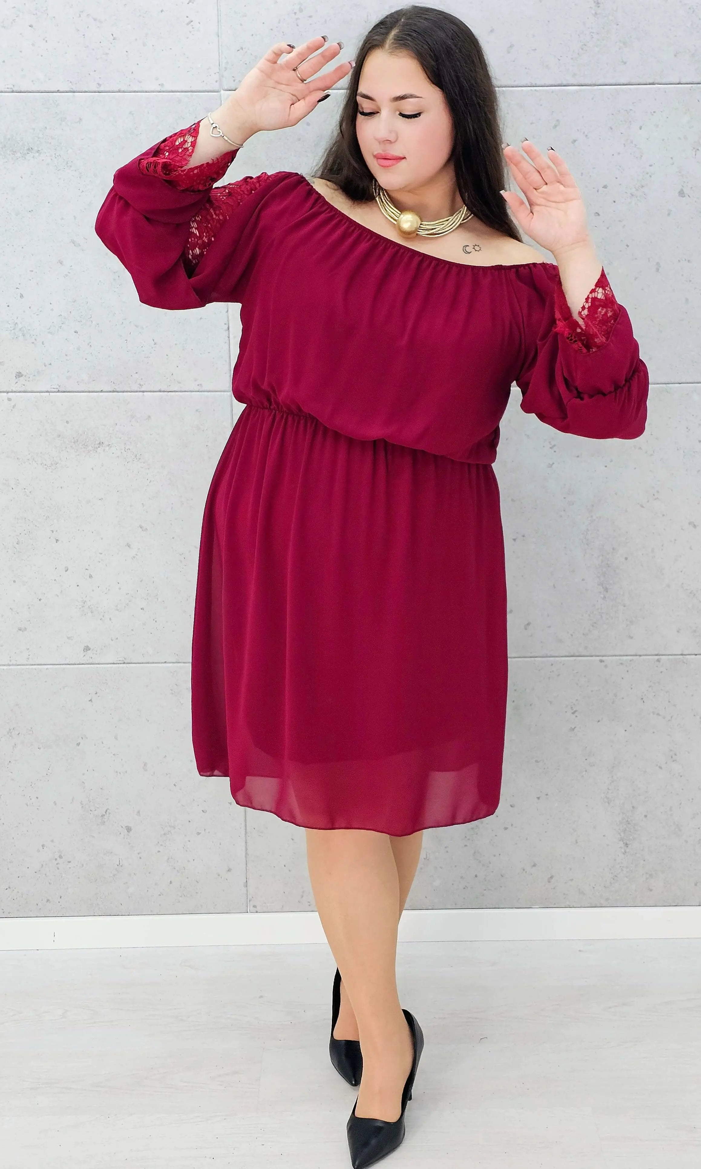 Bordowa sukienka hiszpanka plus size – Stylowa XL całość
