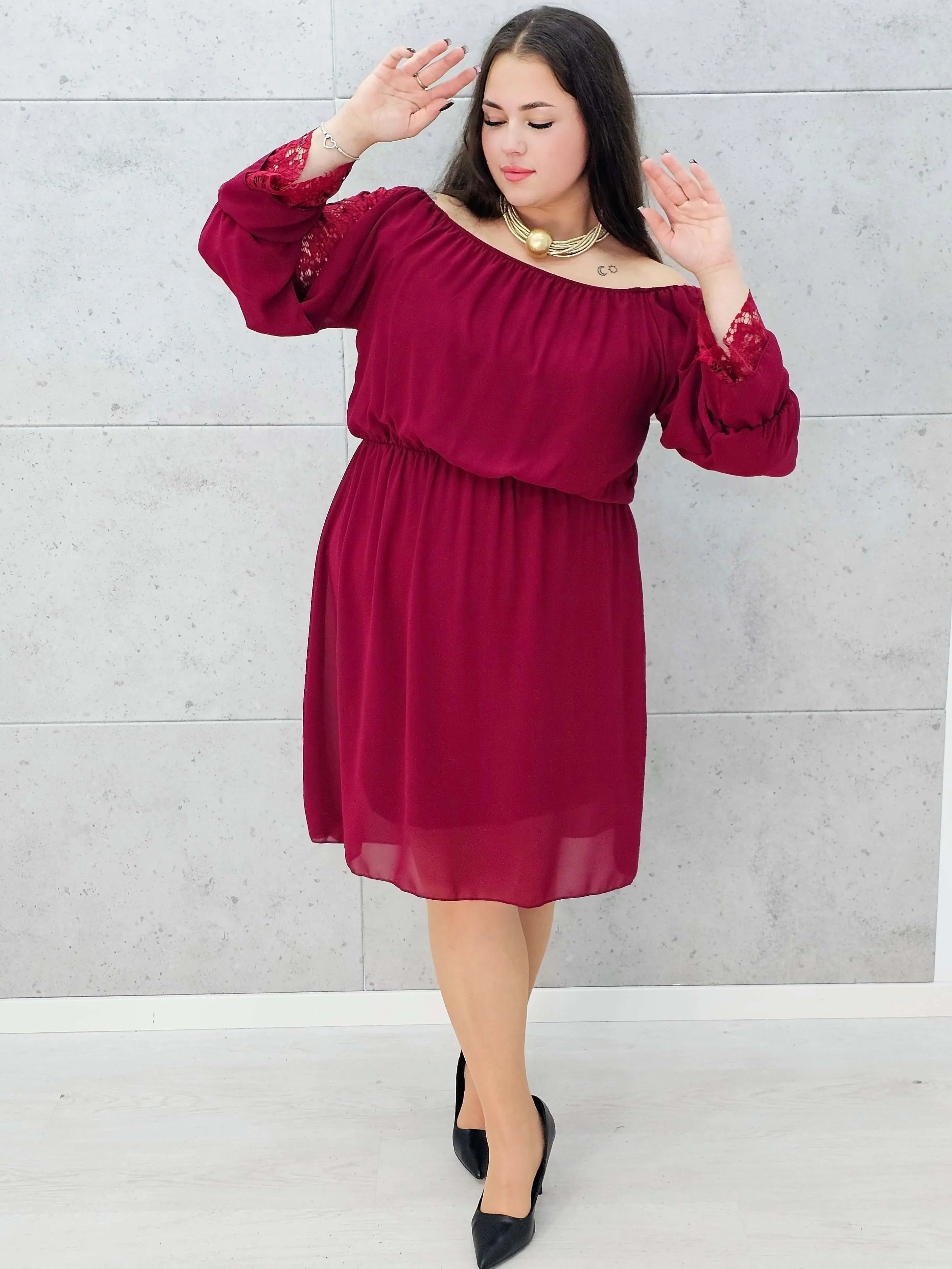 Bordowa sukienka hiszpanka plus size – Stylowa XL całość