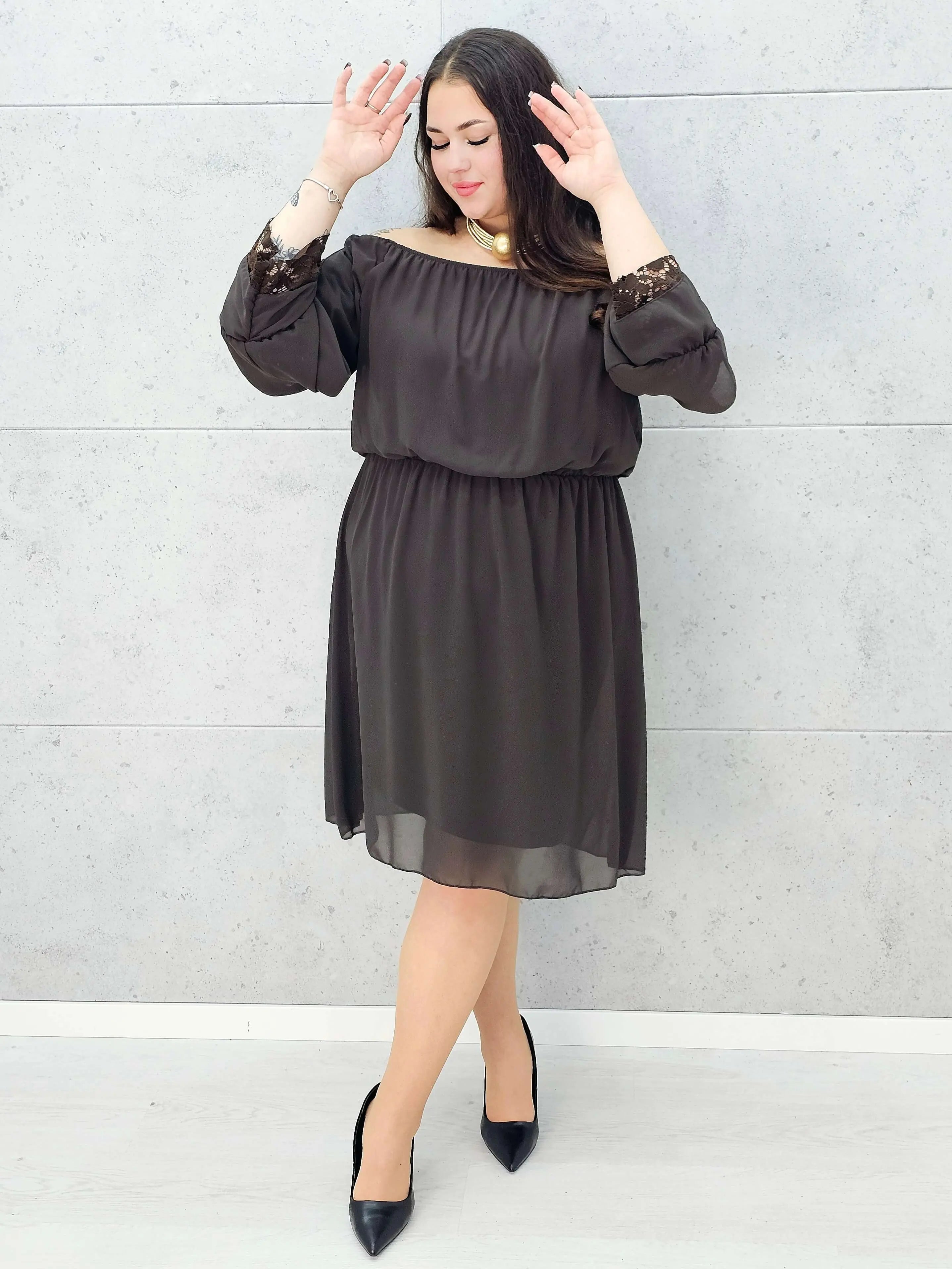 Brązowa sukienka hiszpanka midi z koronką – Stylowa XL