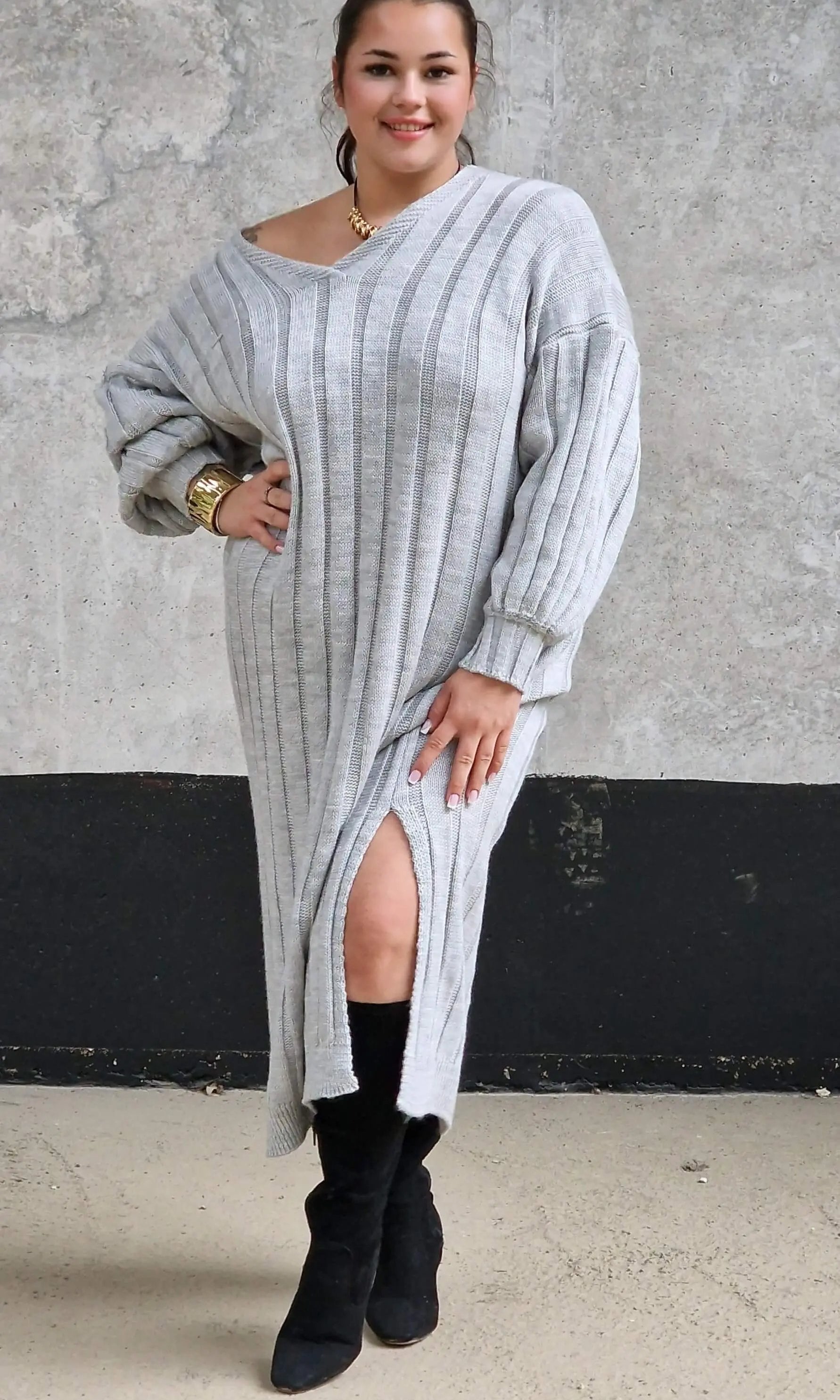 Sukienka Swetrowa z Dekoltem w Serek Stylowa XL