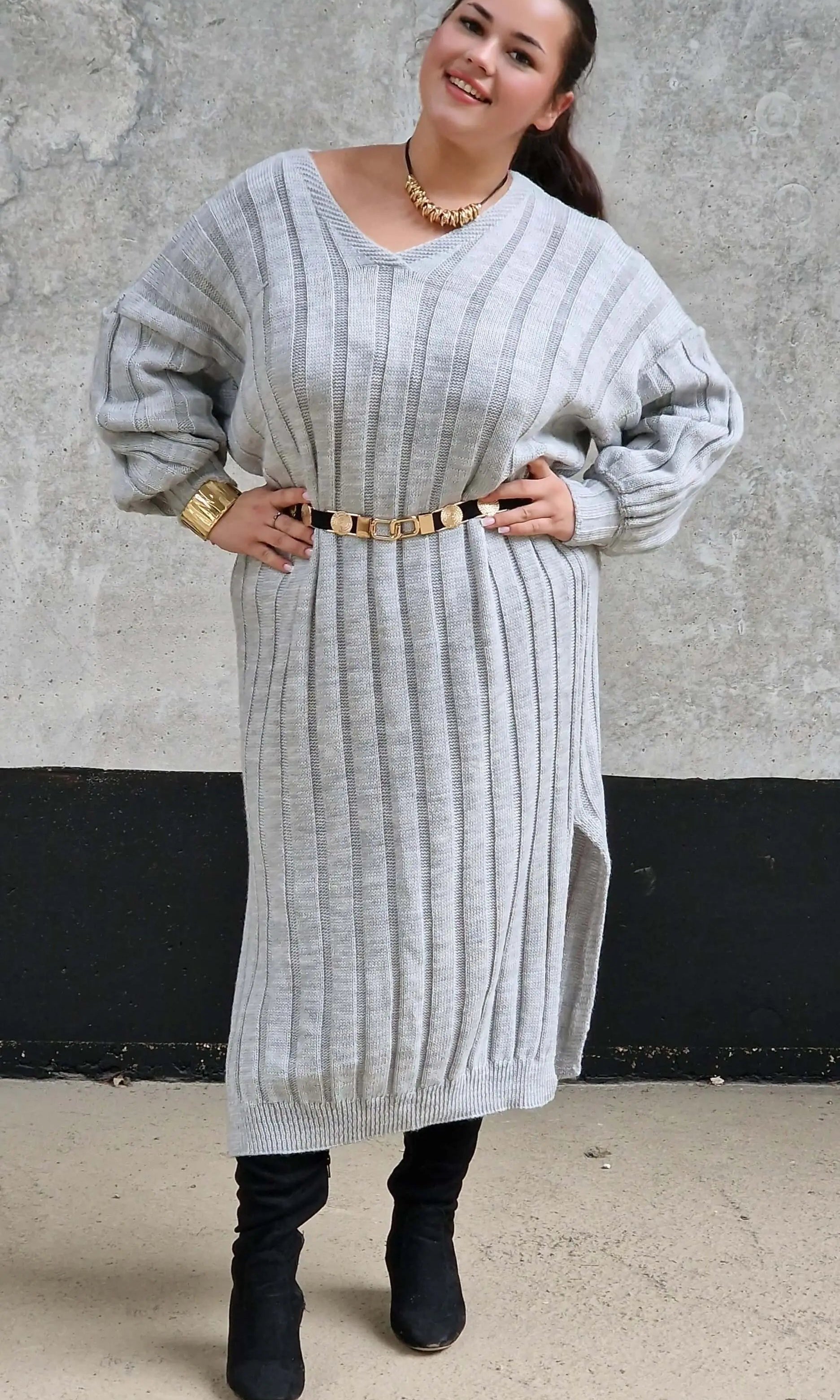 Sukienka Swetrowa z Dekoltem w Serek Stylowa XL