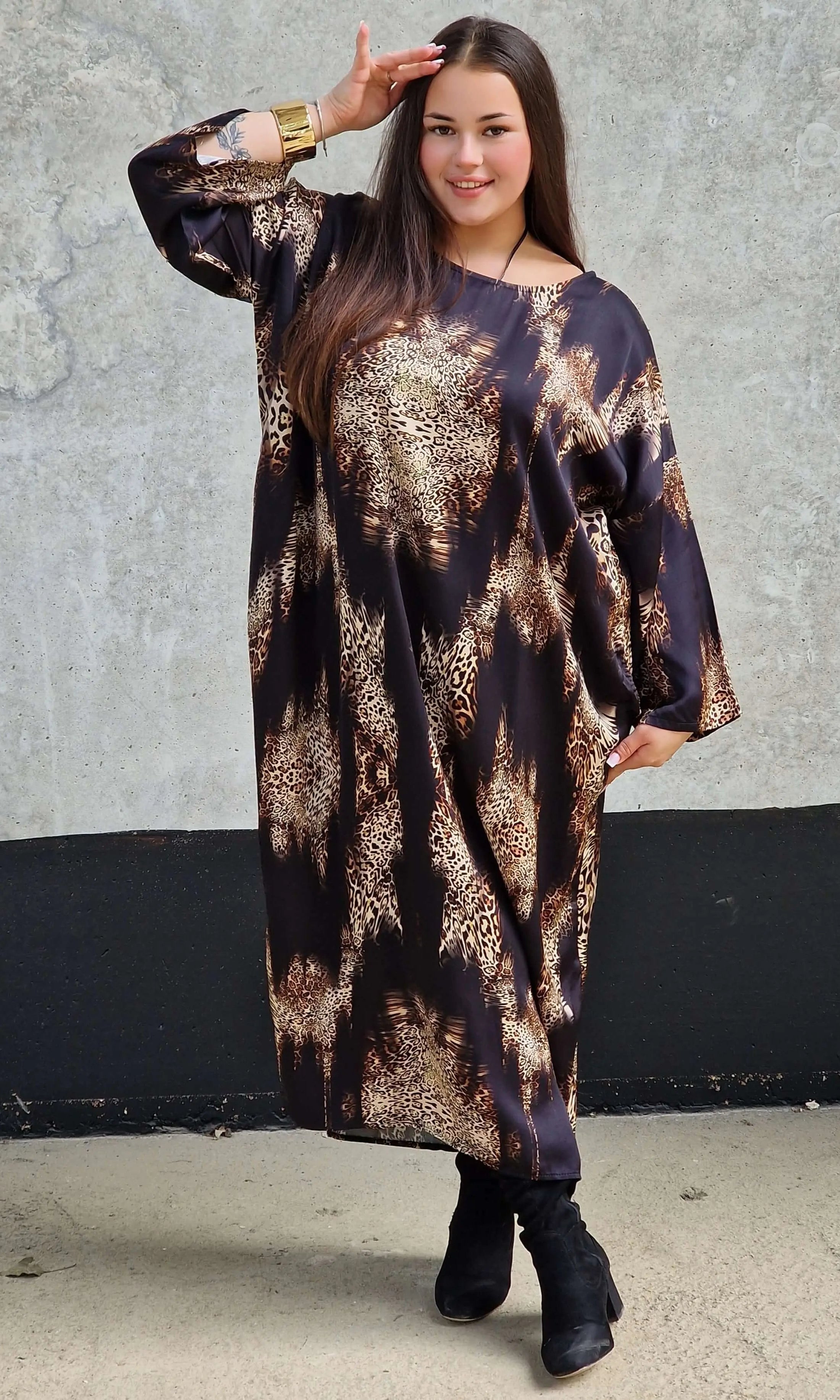 Sukienka "Wild Elegance" Stylowa XL