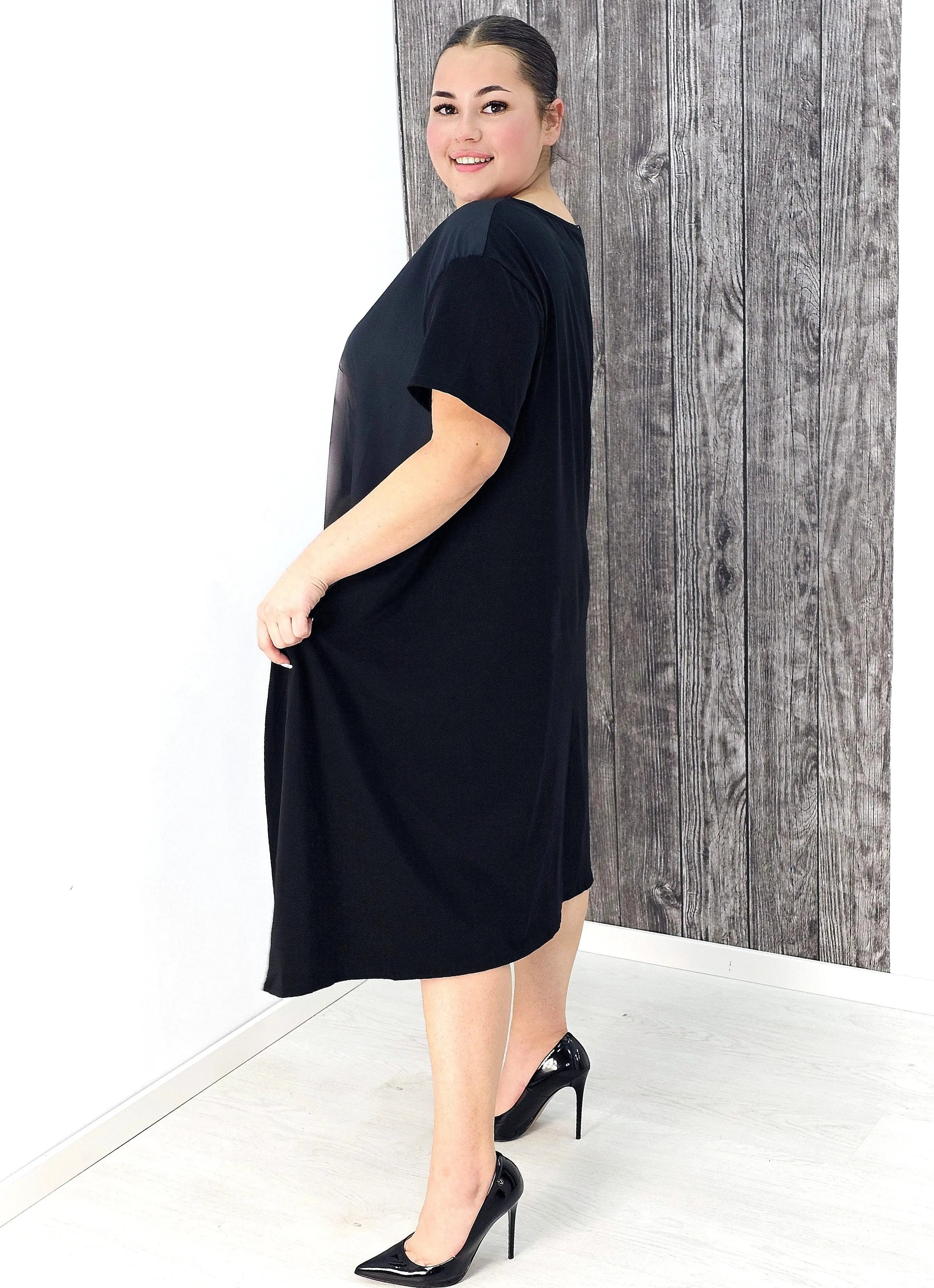 Sukienka asymetryczna z artystycznym nadrukiem Stylowa XL