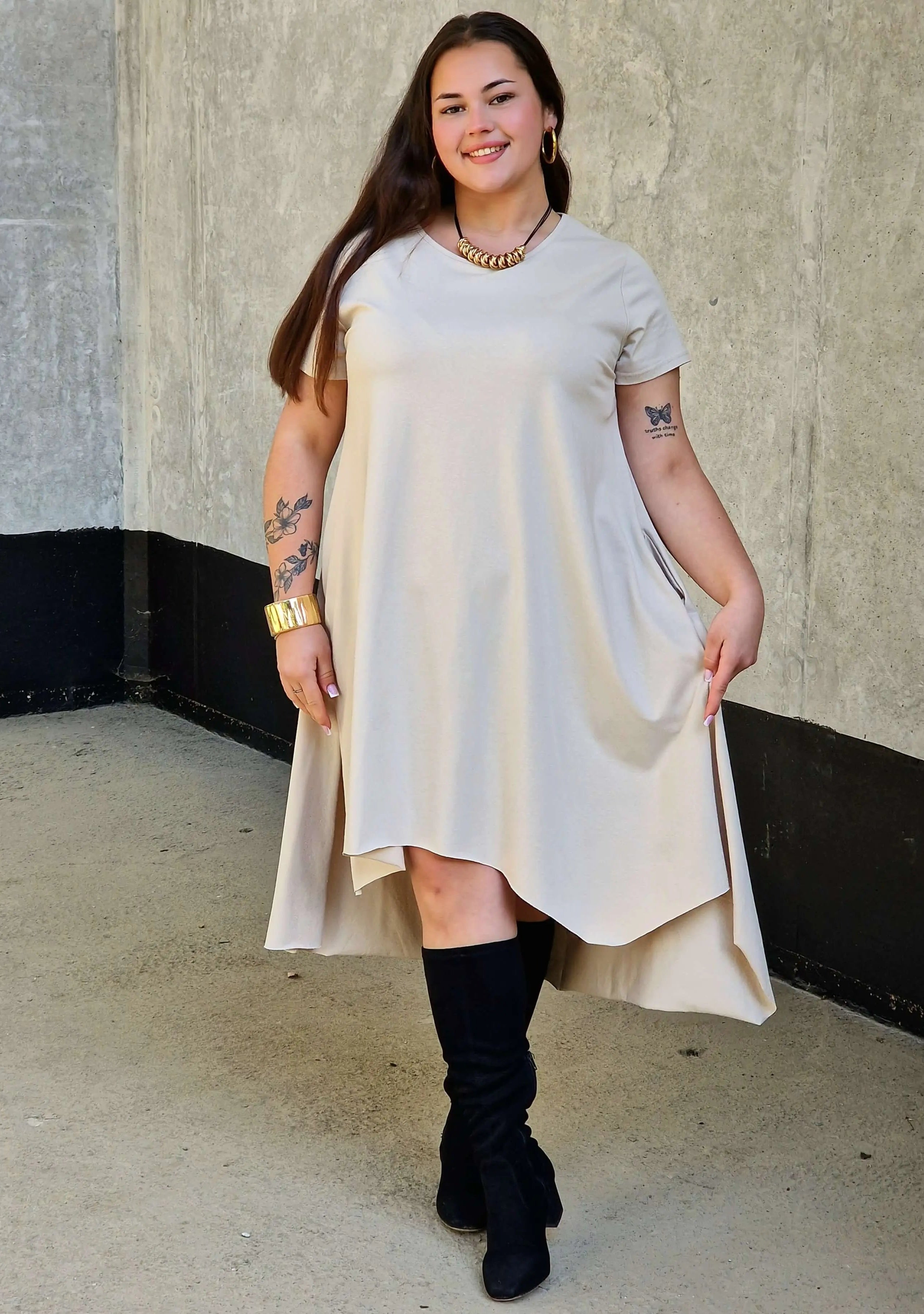 Sukienka basic z krótkim rękawem Stylowa XL