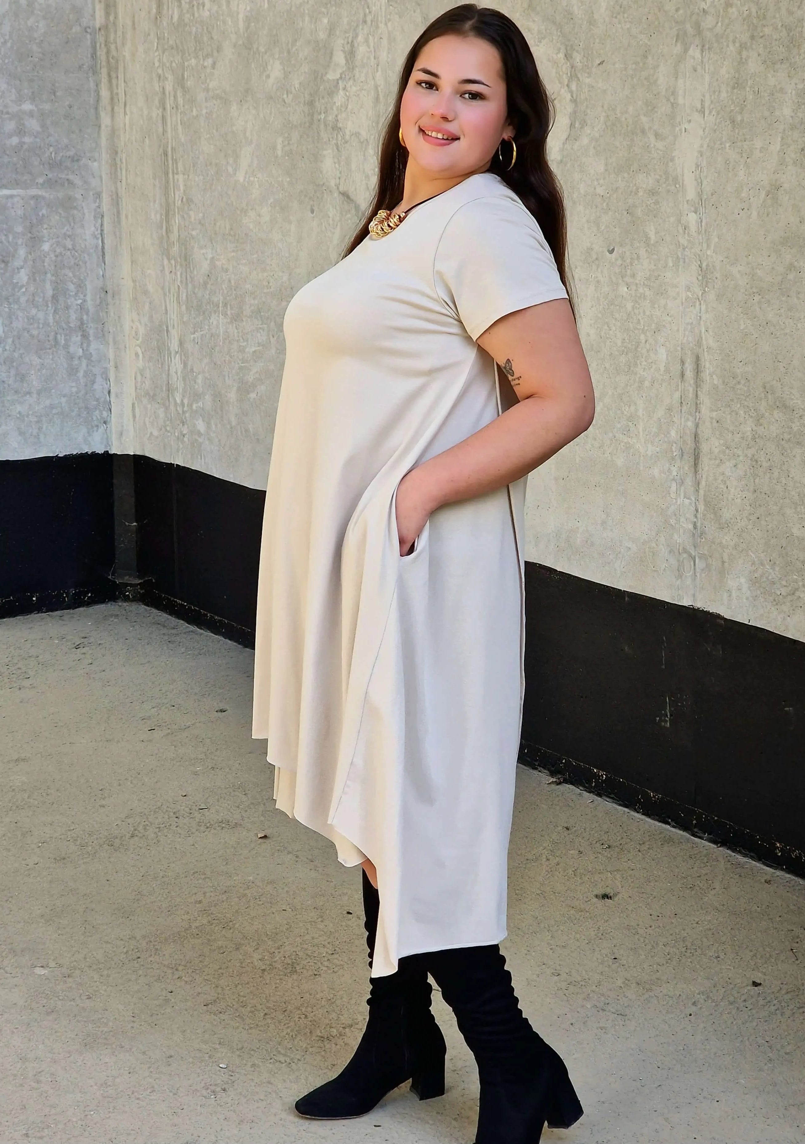 Sukienka basic z krótkim rękawem Stylowa XL