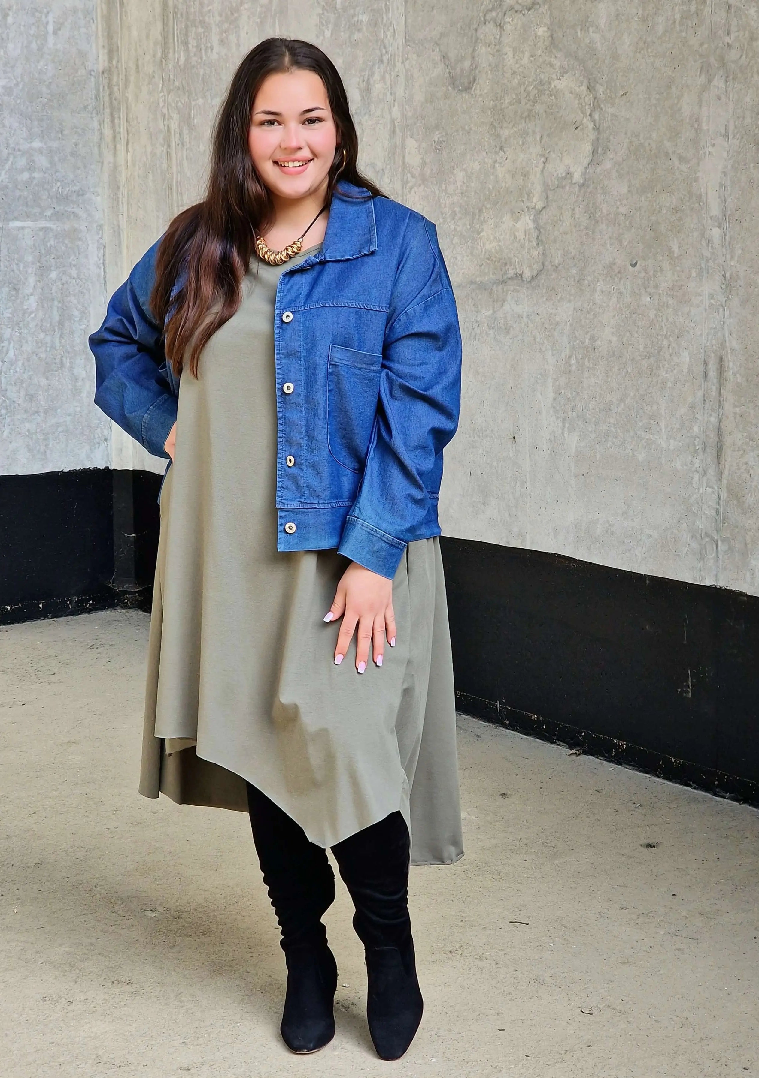 Sukienka basic z krótkim rękawem Stylowa XL