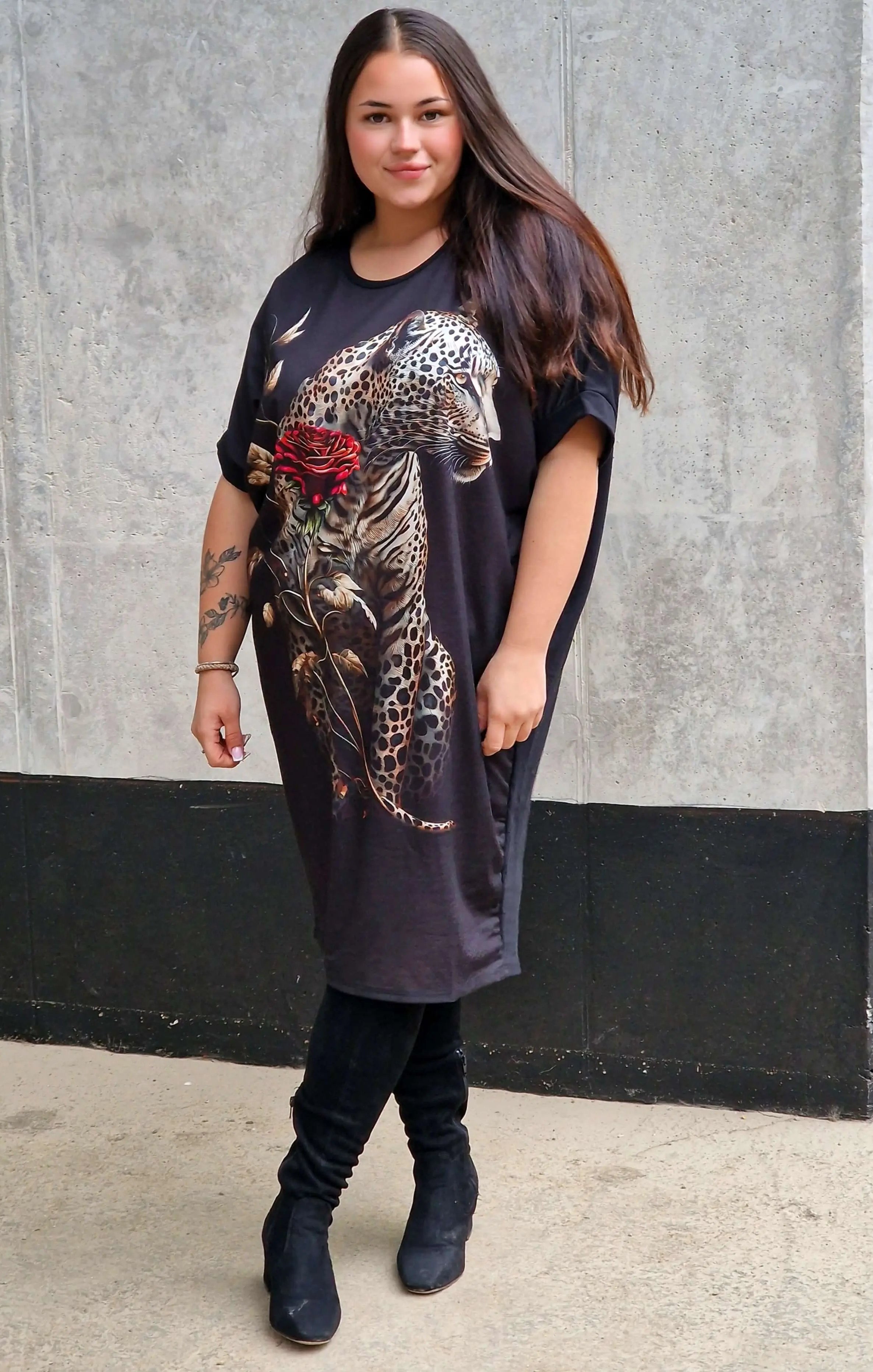 Sukienka bawełniana z aplikacja na przodzie. Stylowa XL