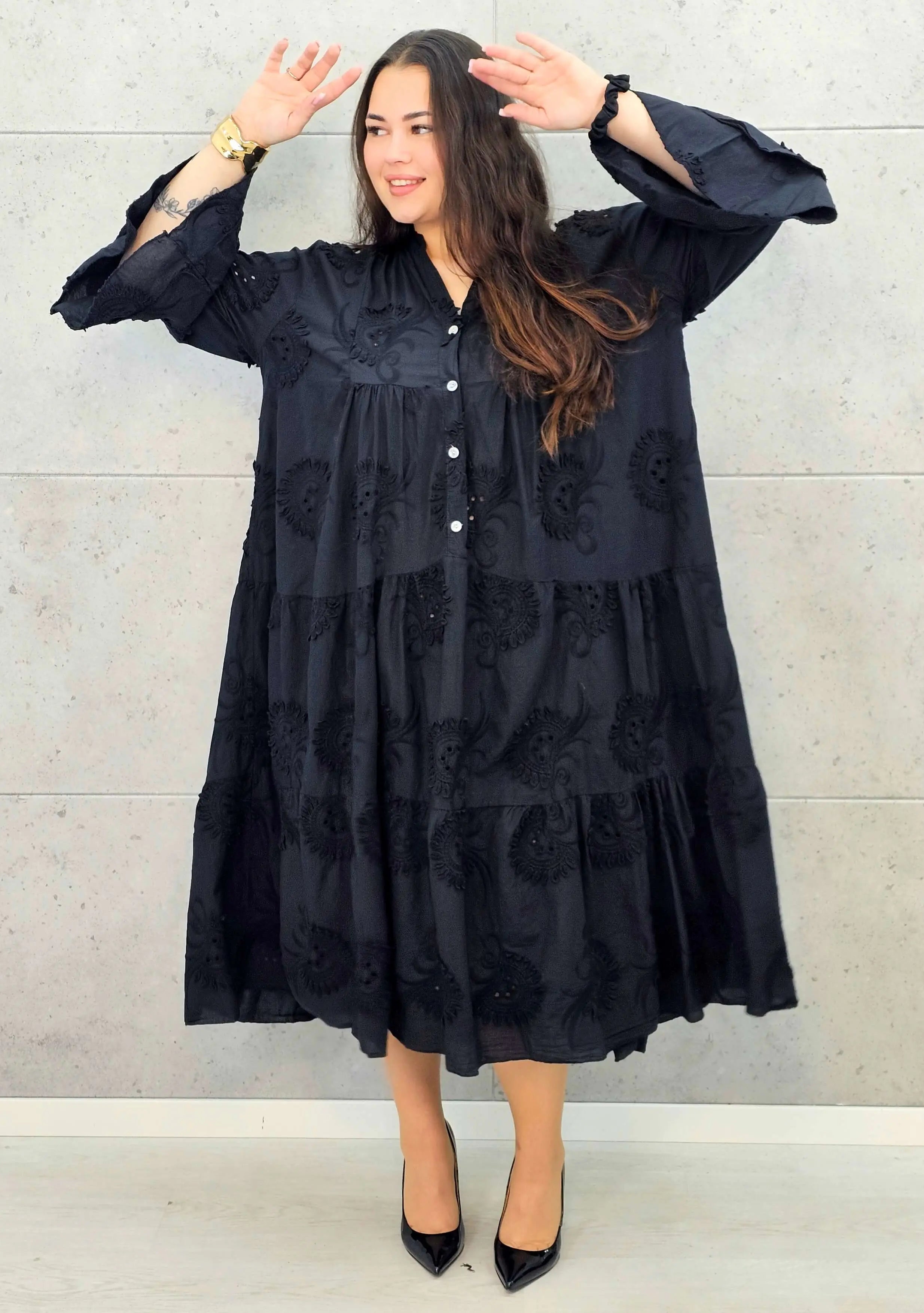 Sukienka bawełniana z haftem Stylowa XL