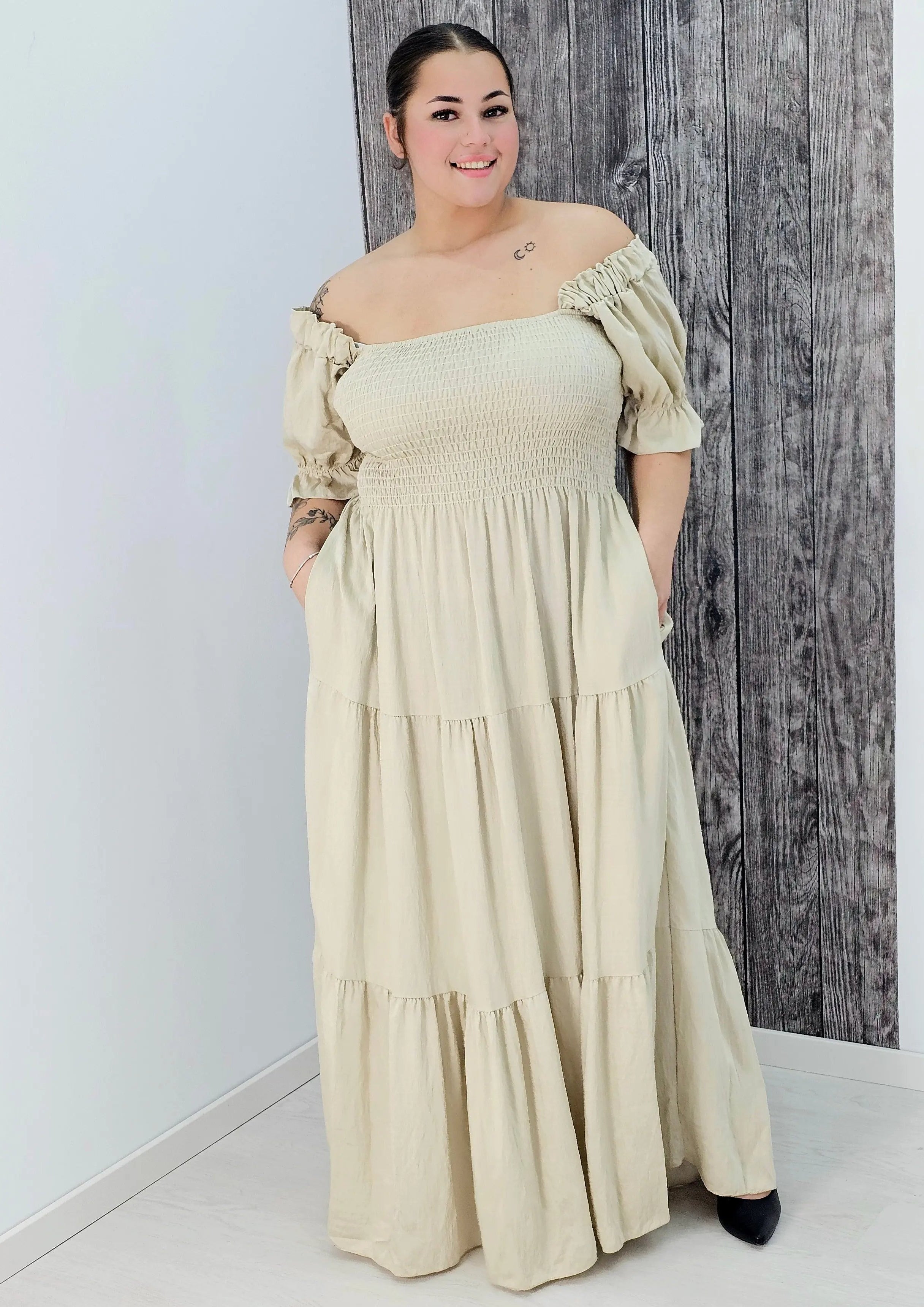 Sukienka boho maxi z falbanami Stylowa XL