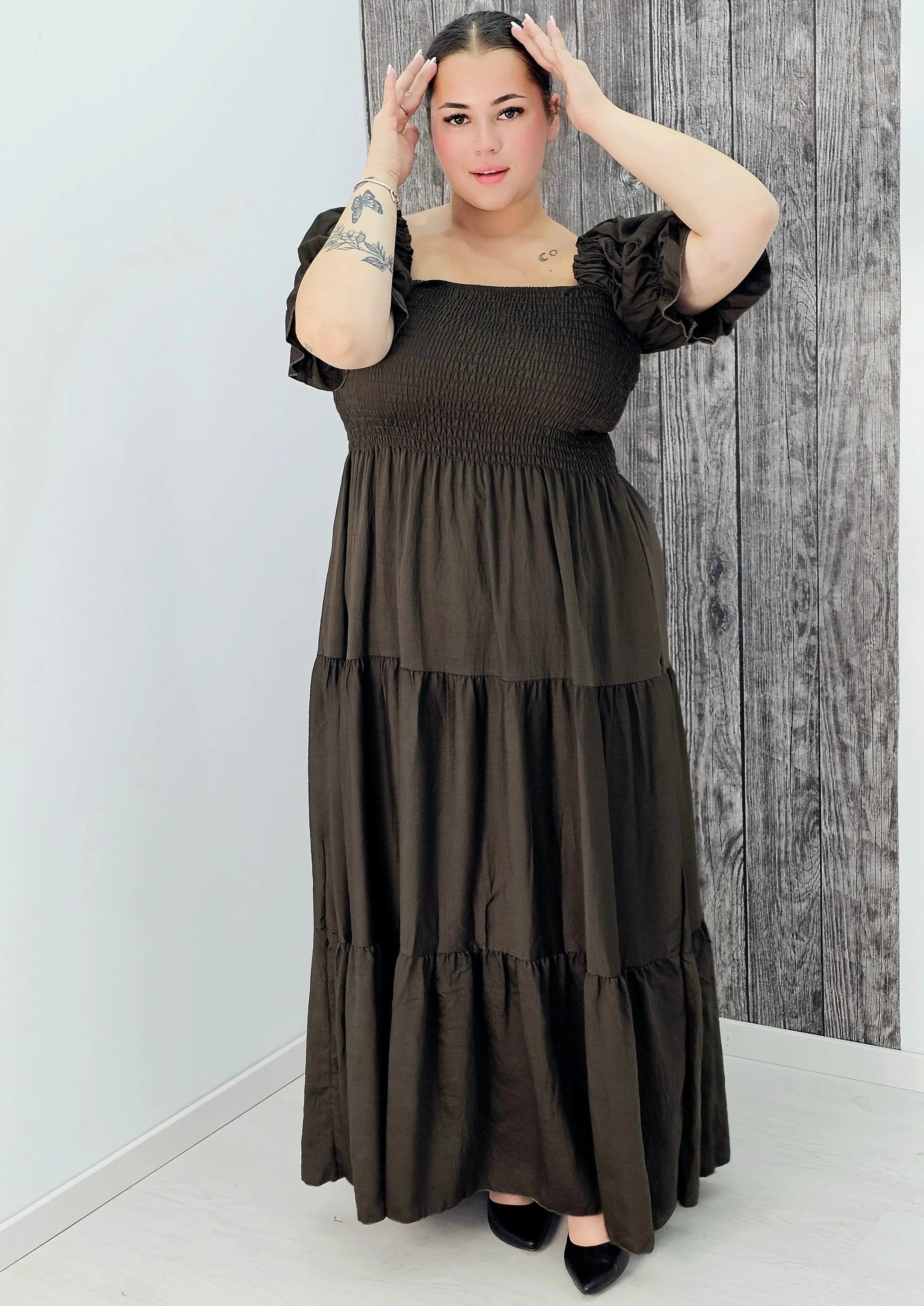 Sukienka boho maxi z falbanami Stylowa XL