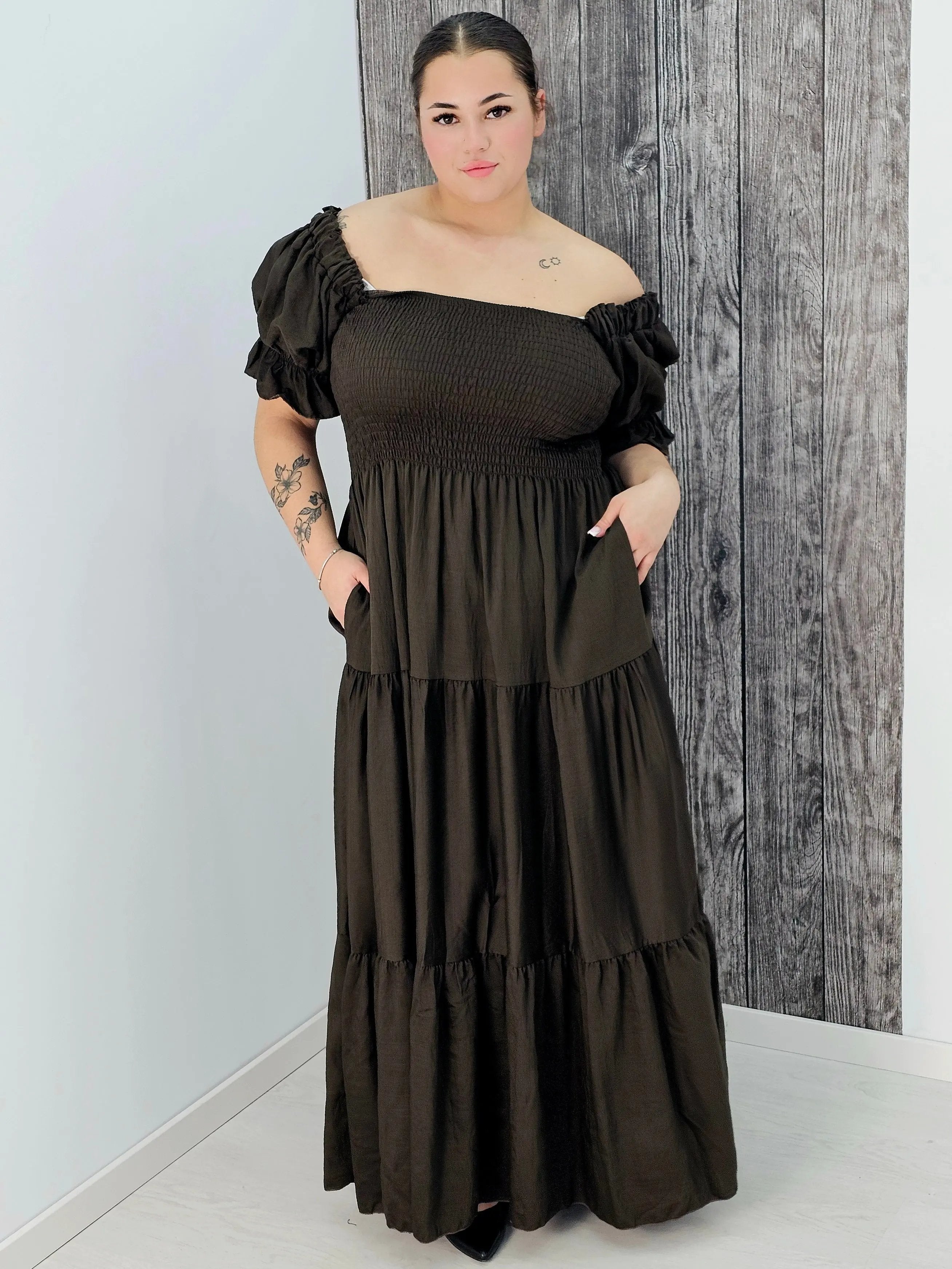 Sukienka boho maxi z falbanami Stylowa XL