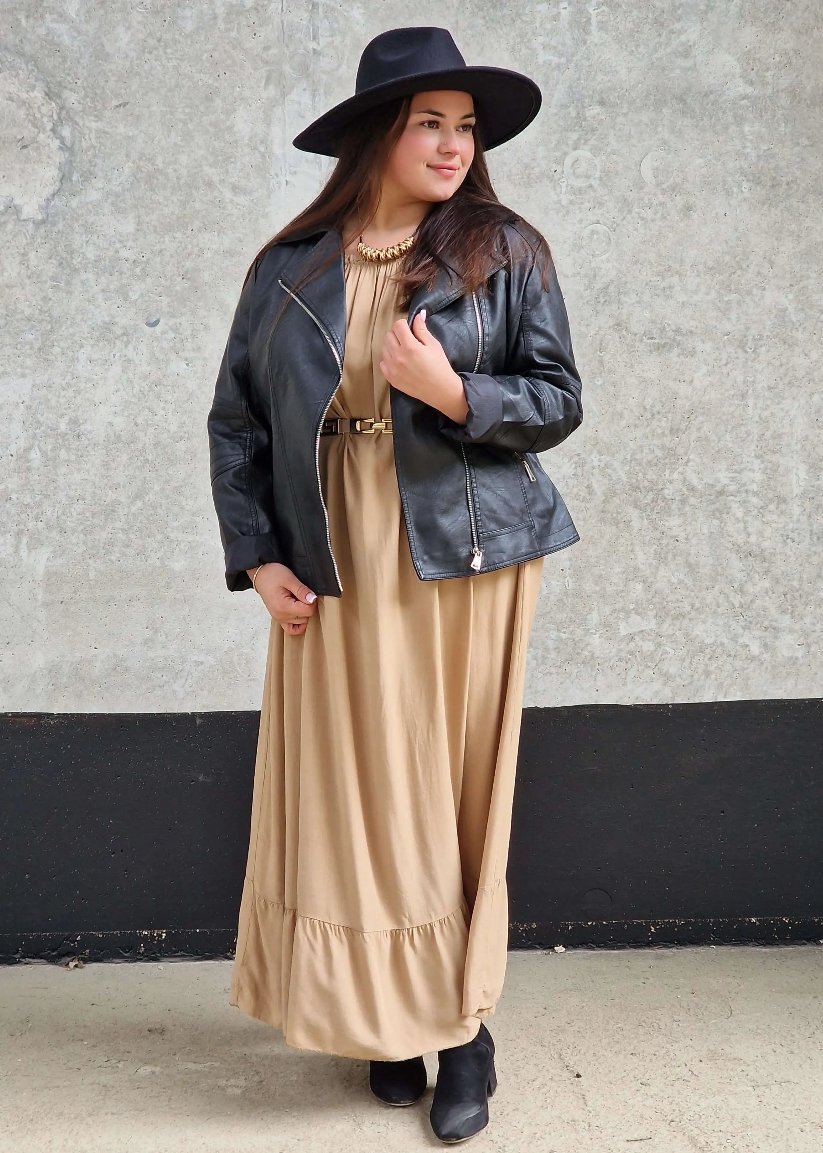 Sukienka długa, hiszpanka z falbanką - dwa kolory Stylowa XL