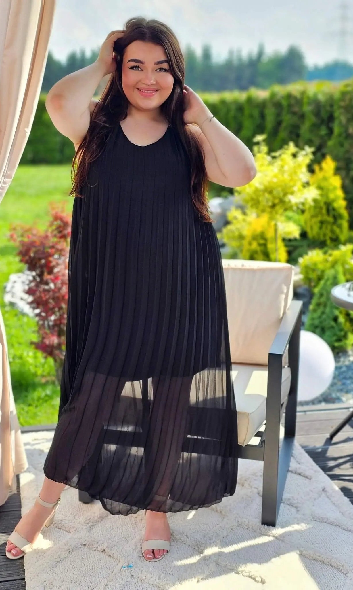 Sukienka elegancka czarna plisowana Stylowa XL