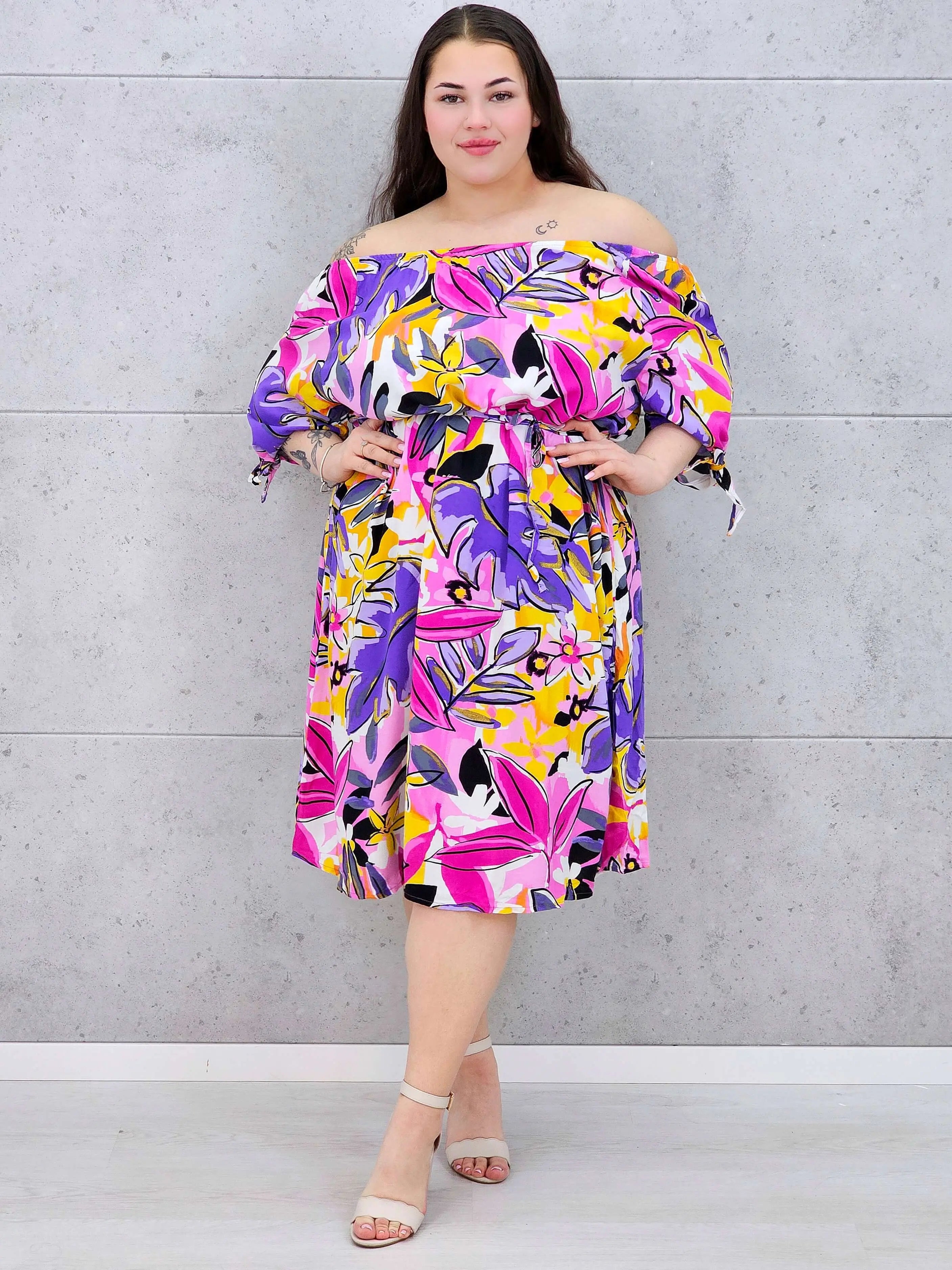 Sukienka hiszpanka midi z wiązanymi rękawami i kwiatowym printem Stylowa XL