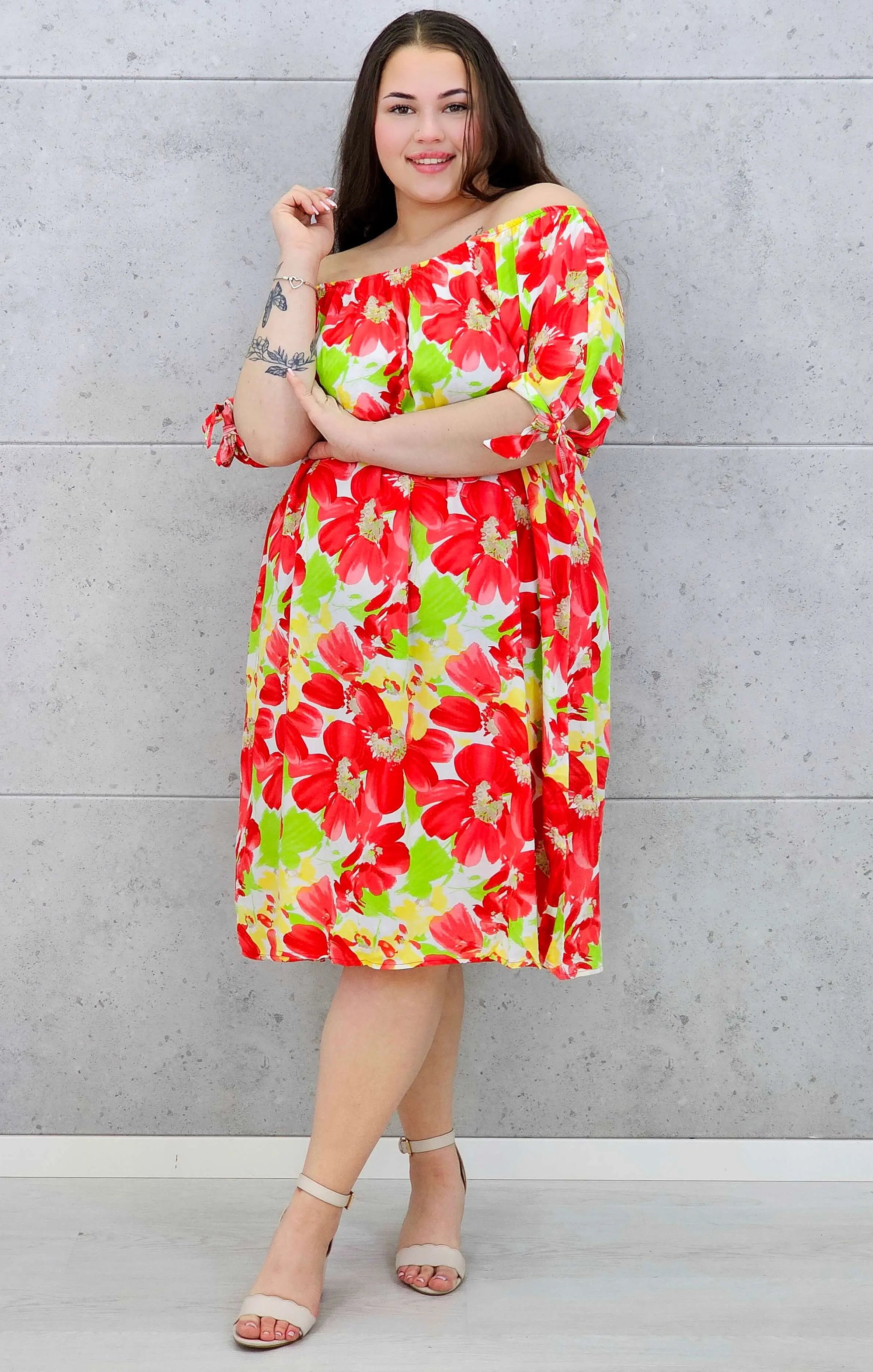 Sukienka hiszpanka midi z wiązanymi rękawami i kwiatowym printem Stylowa XL