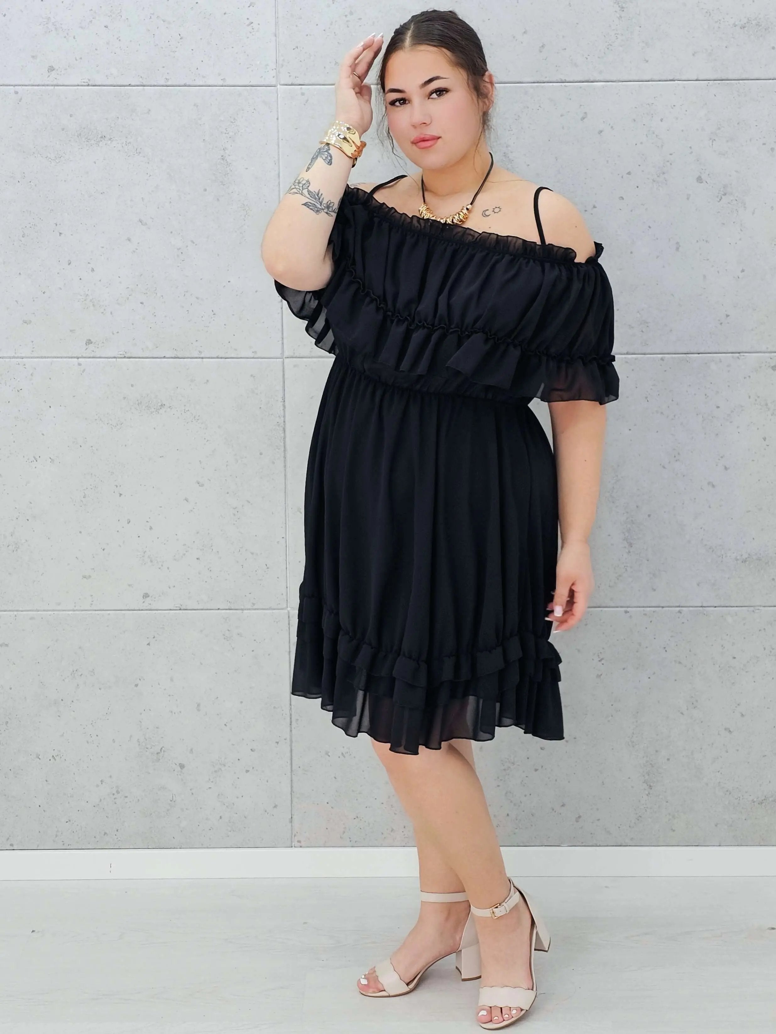 Sukienka hiszpanka mini z falbanami - czerń Stylowa XL