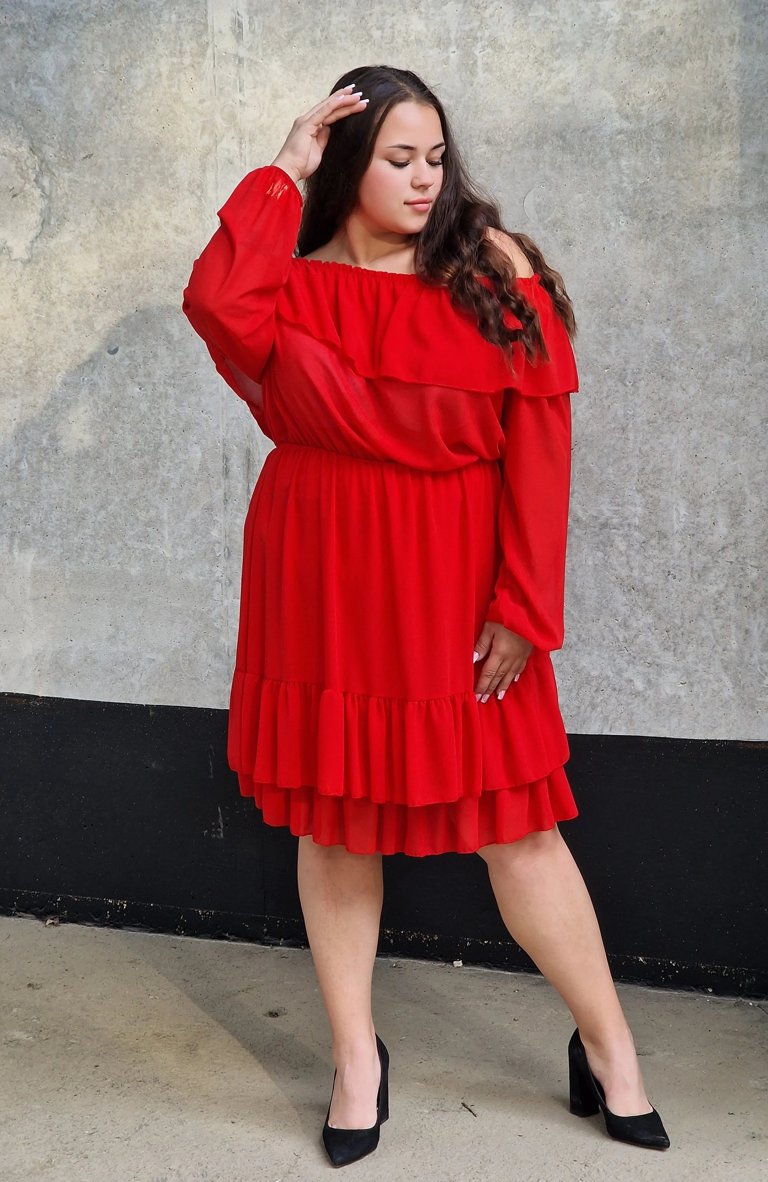 Sukienka hiszpanka plus size – zmysłowa, kobieca i modna propozycja na każdą okazję Stylowa XL