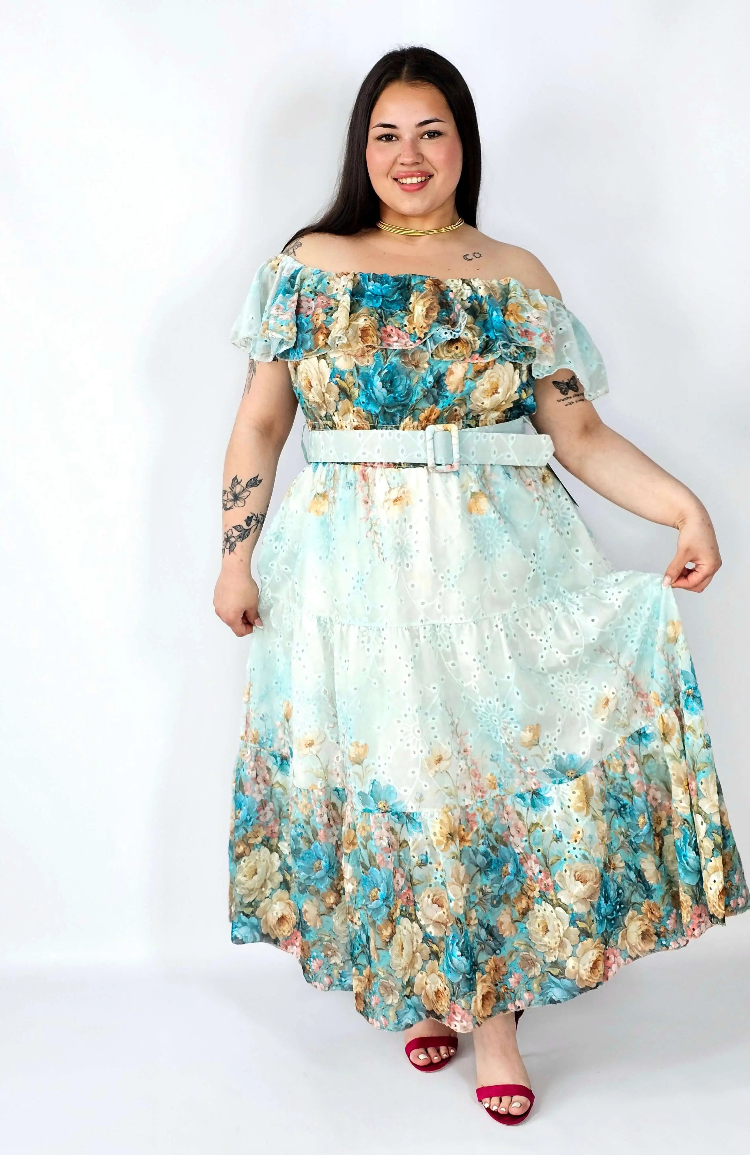 Sukienka hiszpanka plus size haftowana – romantyczna lekkość i styl XXL Stylowa XL