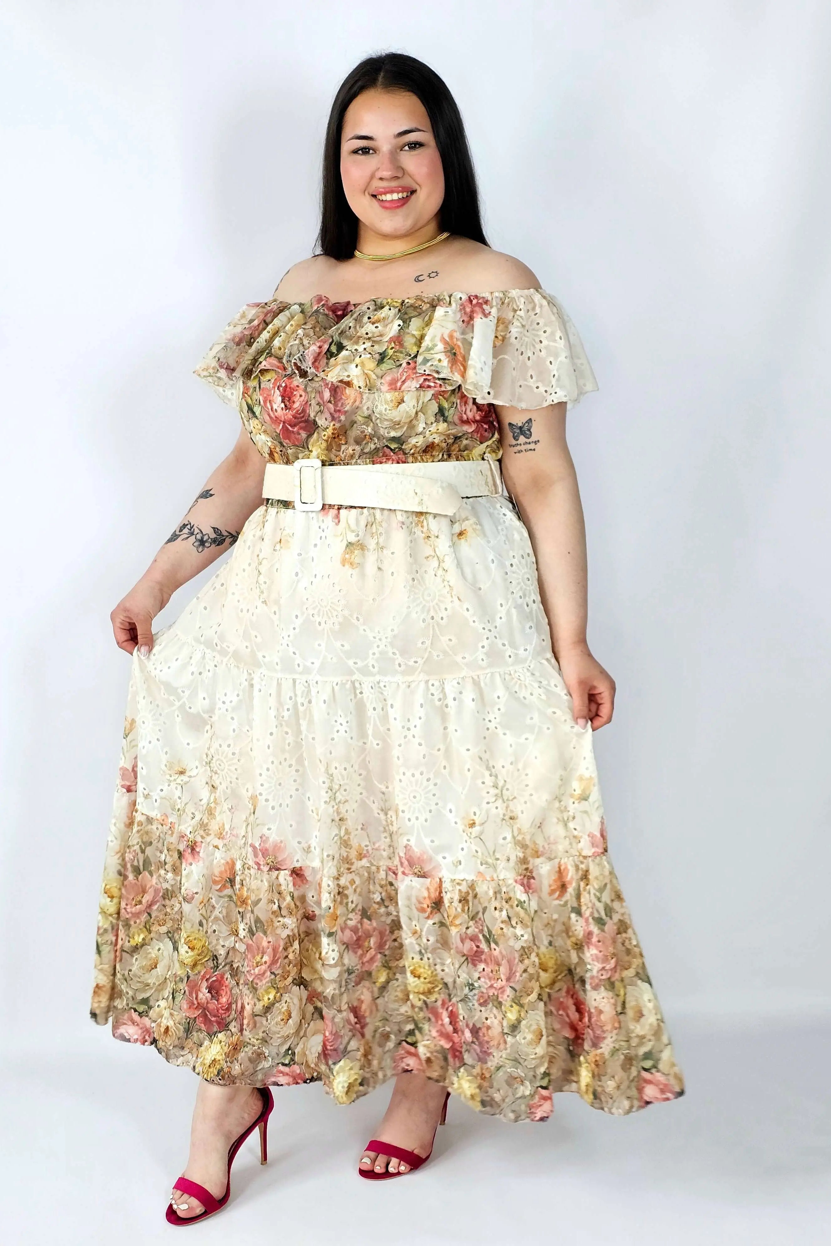 Sukienka hiszpanka plus size haftowana – romantyczna lekkość i styl XXL Stylowa XL