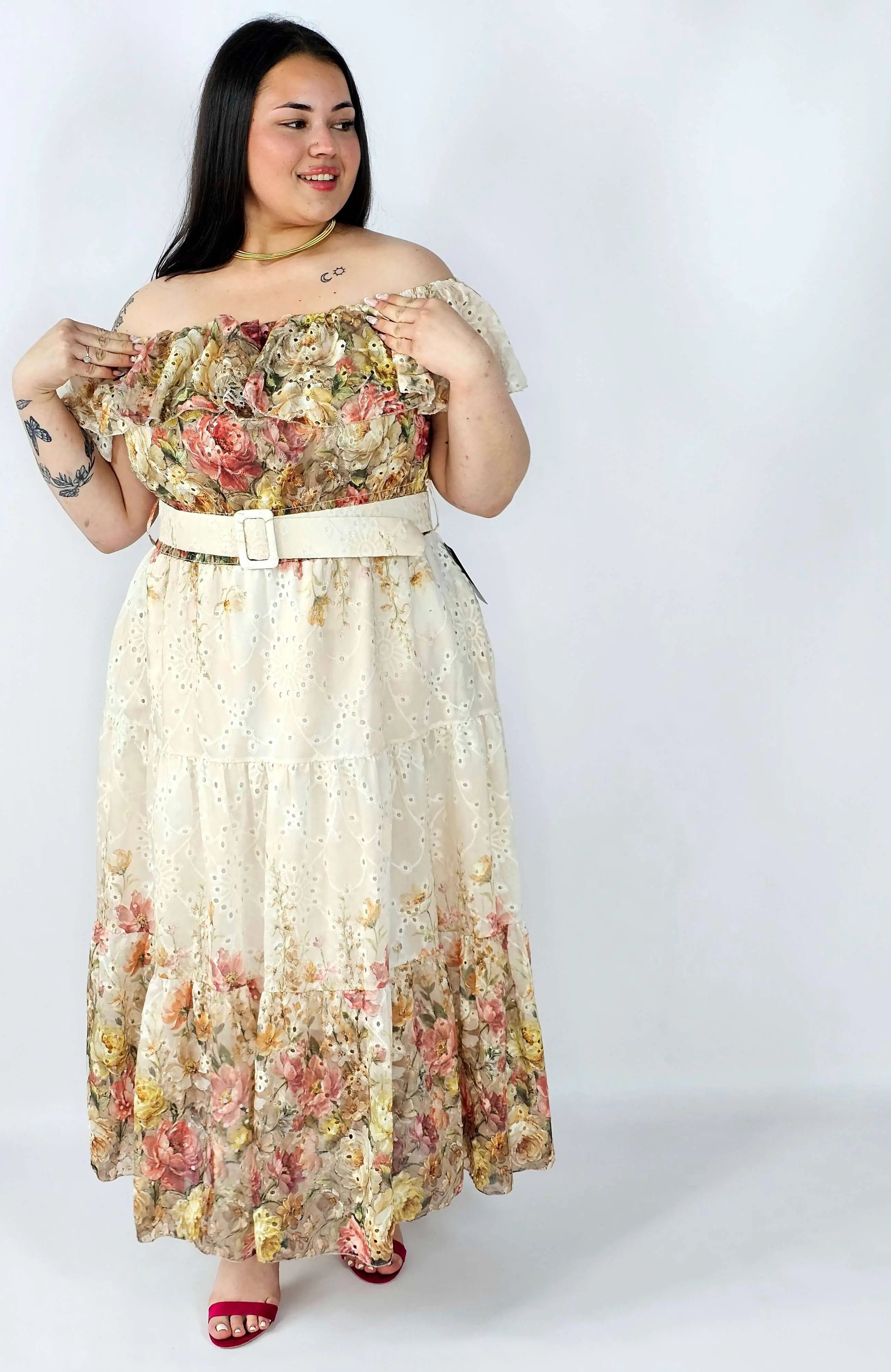 Sukienka hiszpanka plus size haftowana – romantyczna lekkość i styl XXL Stylowa XL