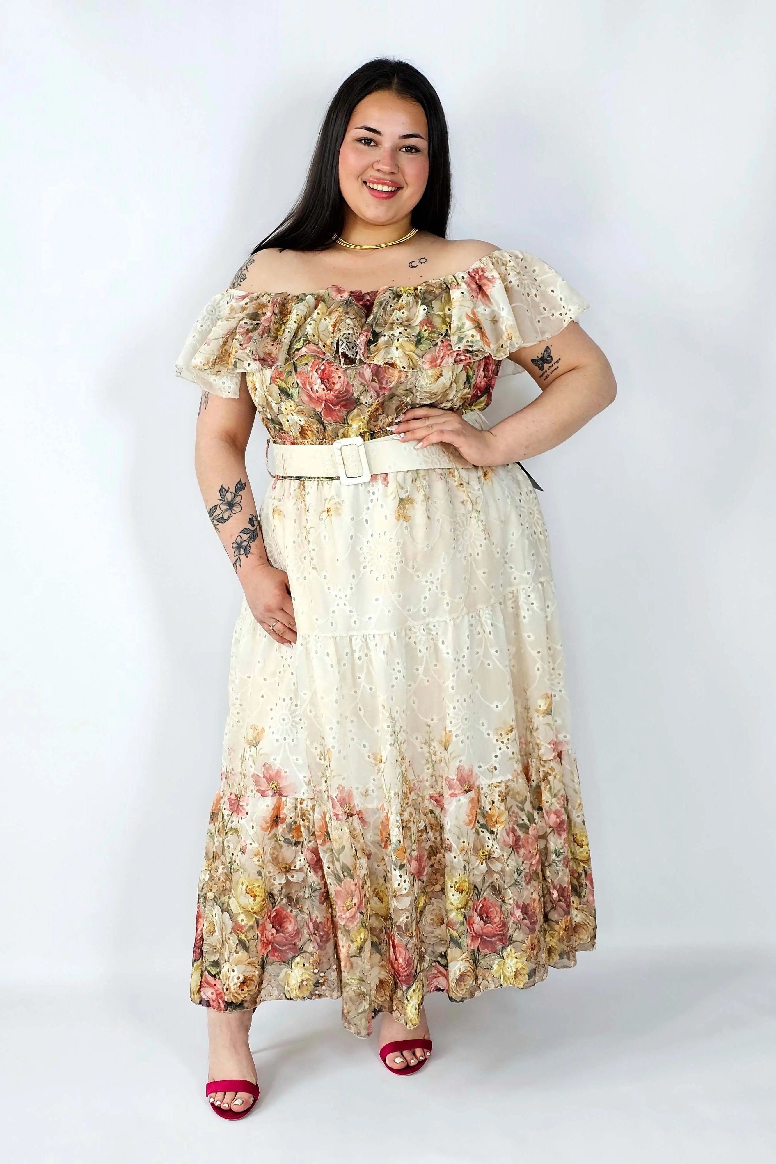 Sukienka hiszpanka plus size haftowana – romantyczna lekkość i styl XXL Stylowa XL