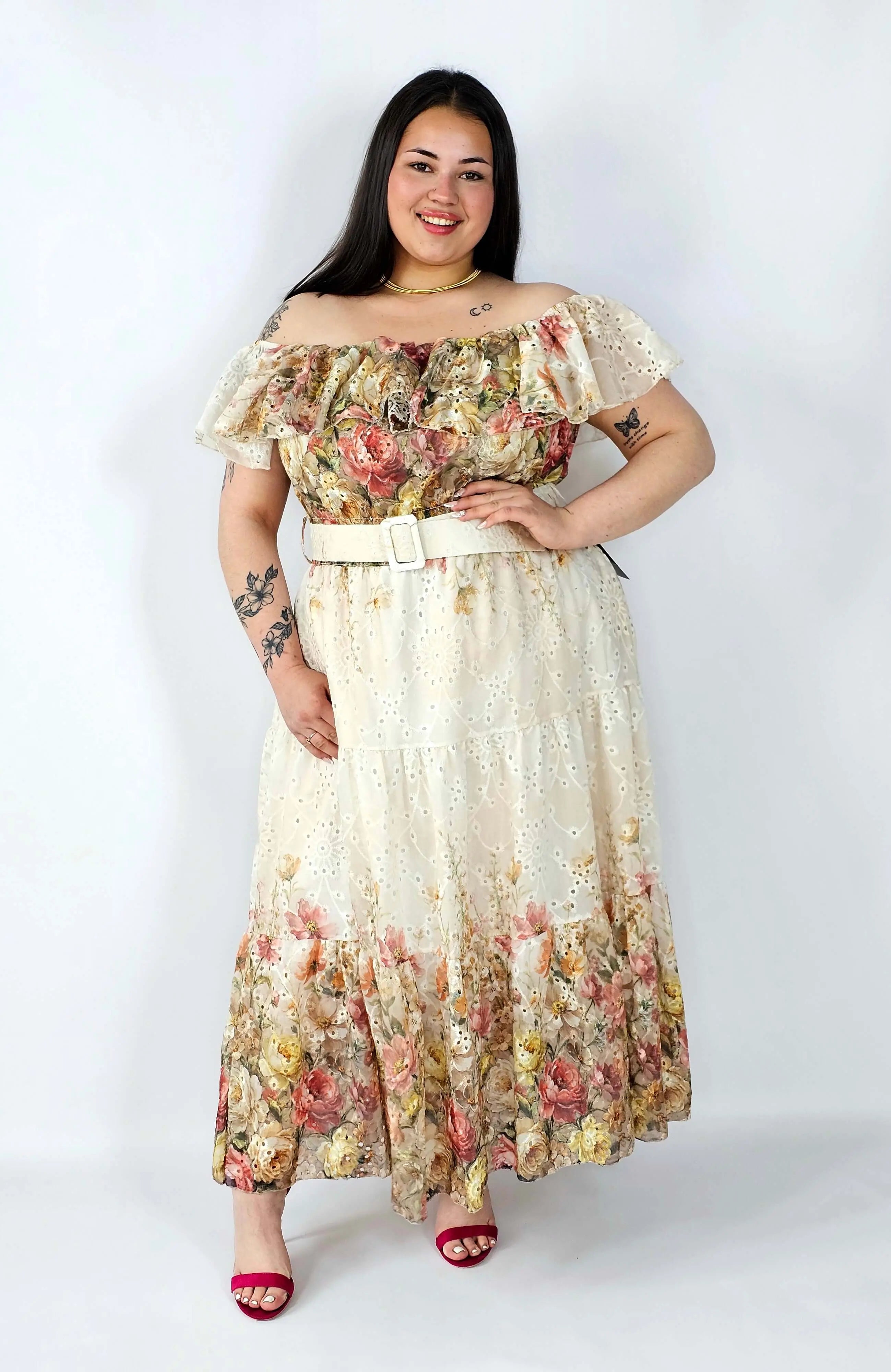 Sukienka hiszpanka plus size haftowana – romantyczna lekkość i styl XXL Stylowa XL
