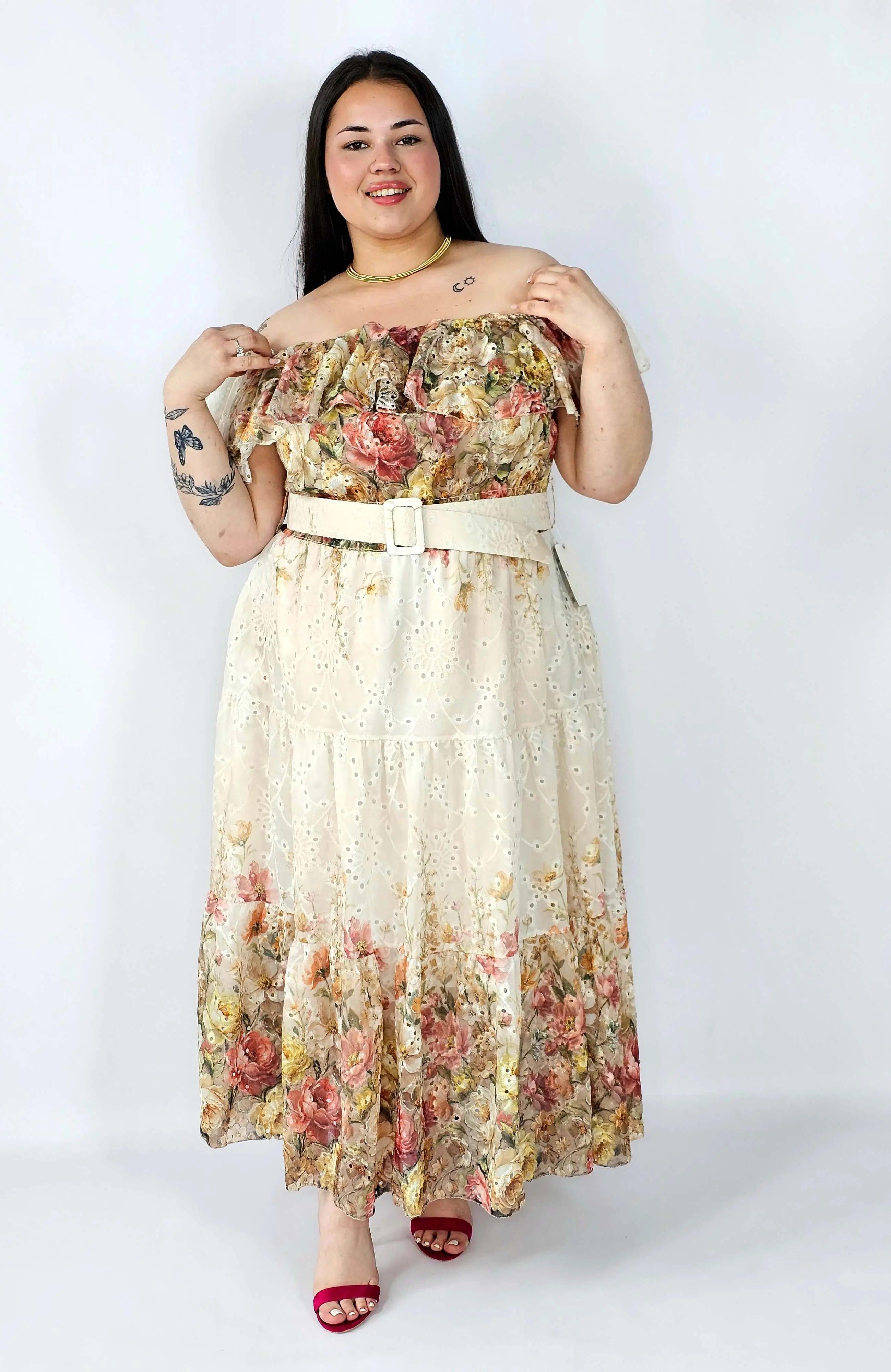 Sukienka hiszpanka plus size haftowana – romantyczna lekkość i styl XXL Stylowa XL