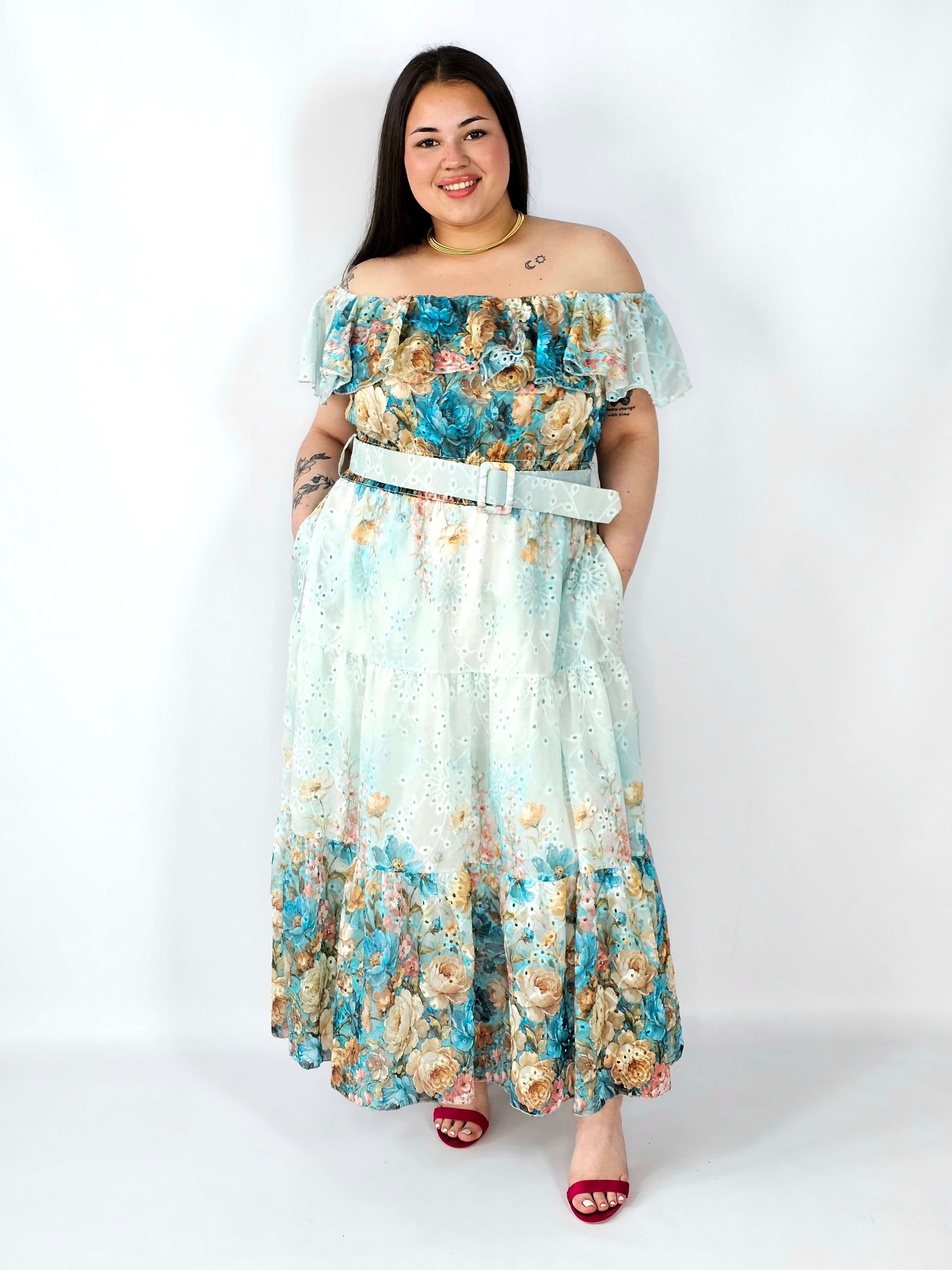 Sukienka hiszpanka plus size haftowana – romantyczna lekkość i styl XXL Stylowa XL