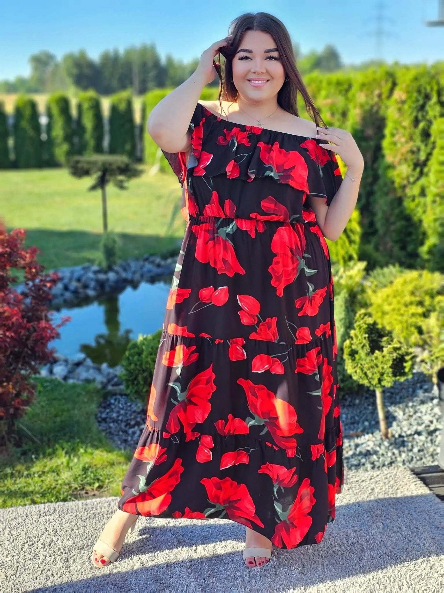 Sukienka hiszpanka w czerwone maki Stylowa XL