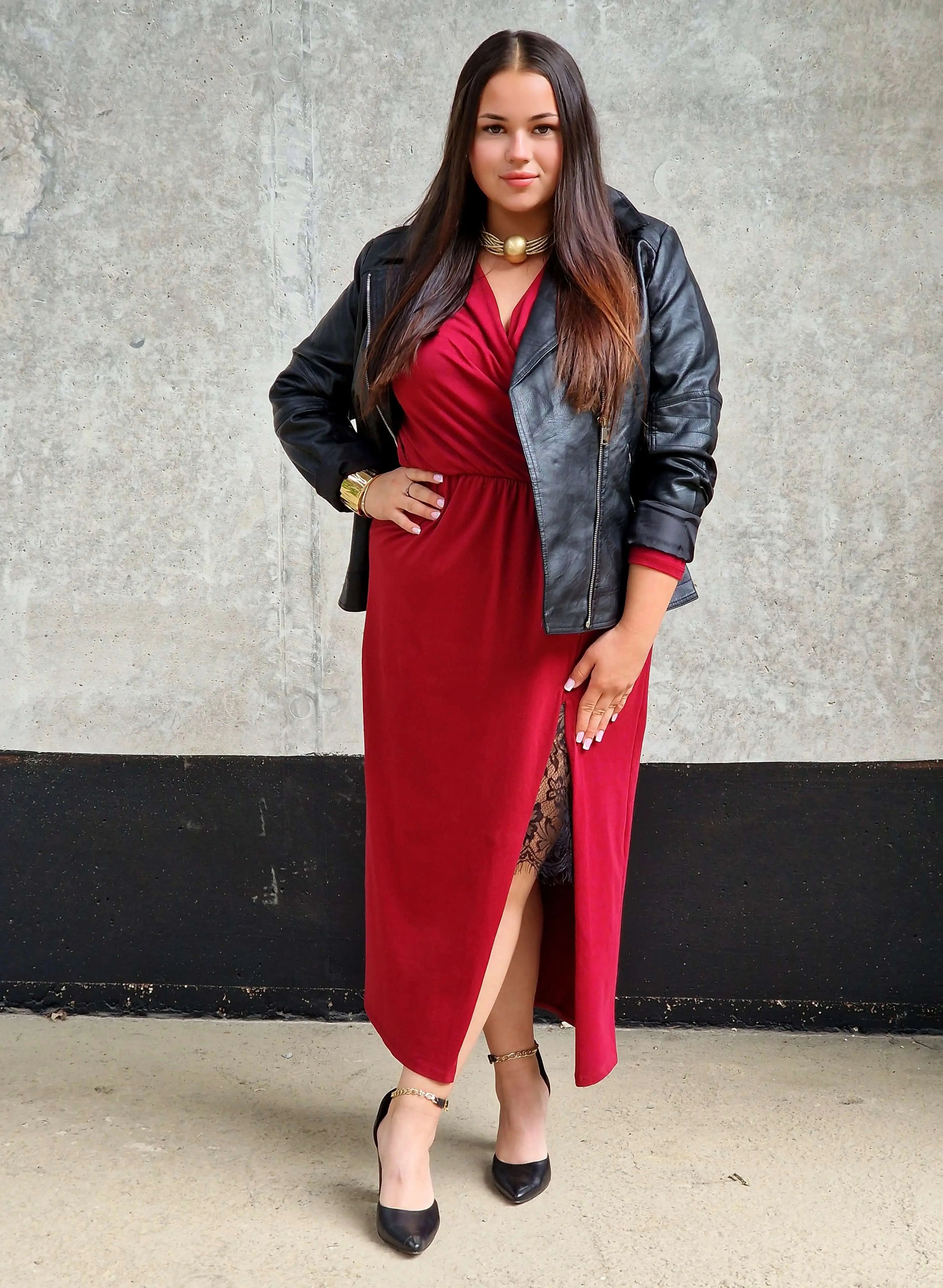 Sukienka kopertowa maxi z koronkową wstawką Stylowa XL