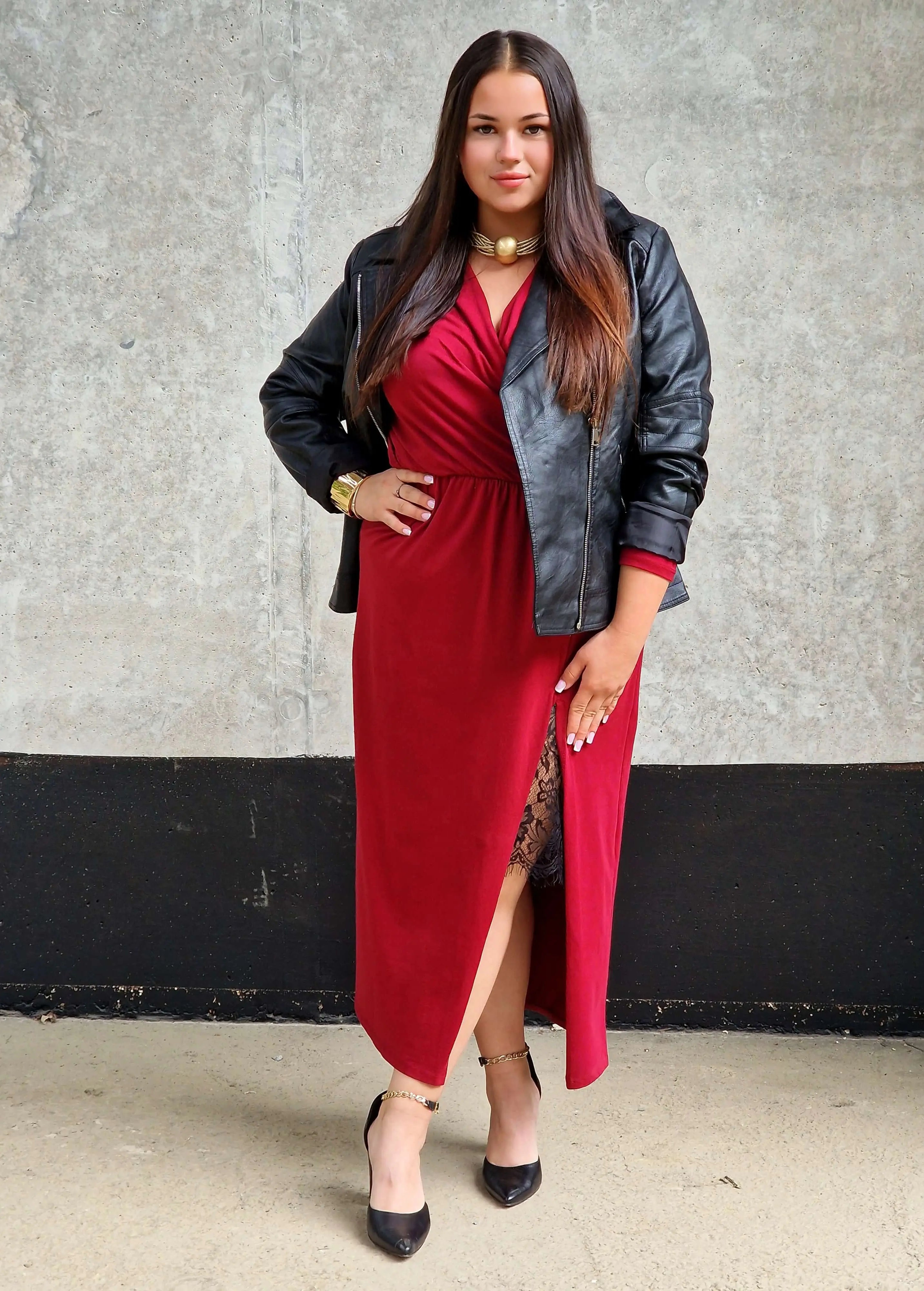 Sukienka kopertowa maxi z koronkową wstawką Stylowa XL